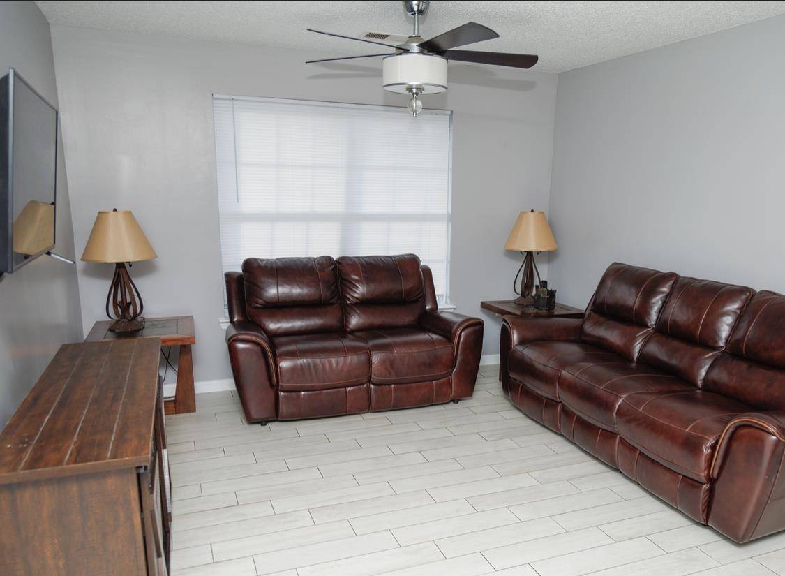 Tallahassee, FL 32301,3000 S Adams Street #1114