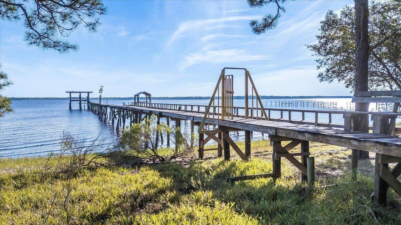 Panacea, FL 32346,367 Mashes Sands Road