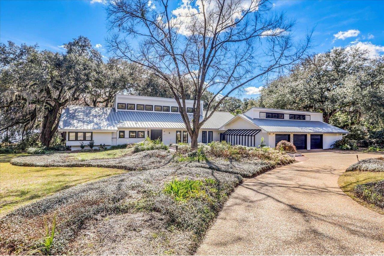 Tallahassee, FL 32310,3726 Lakeview Drive