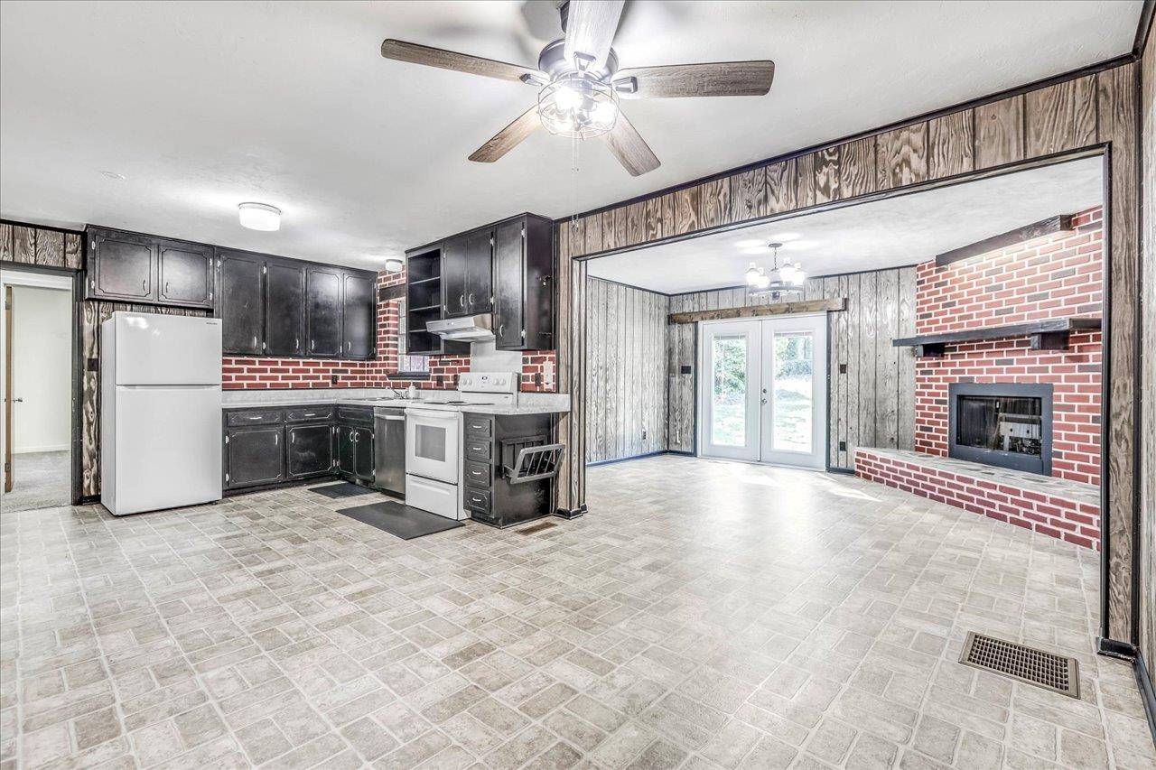 Tallahassee, FL 32303,1813 Salmon Dr