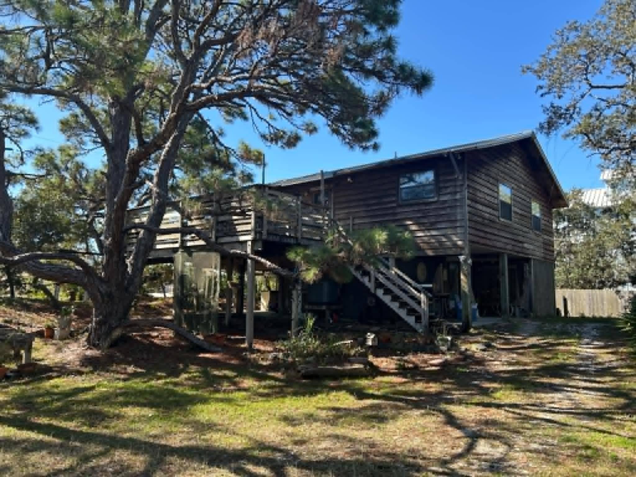 St George Islan, FL 32328,1057 W Pine Avenue