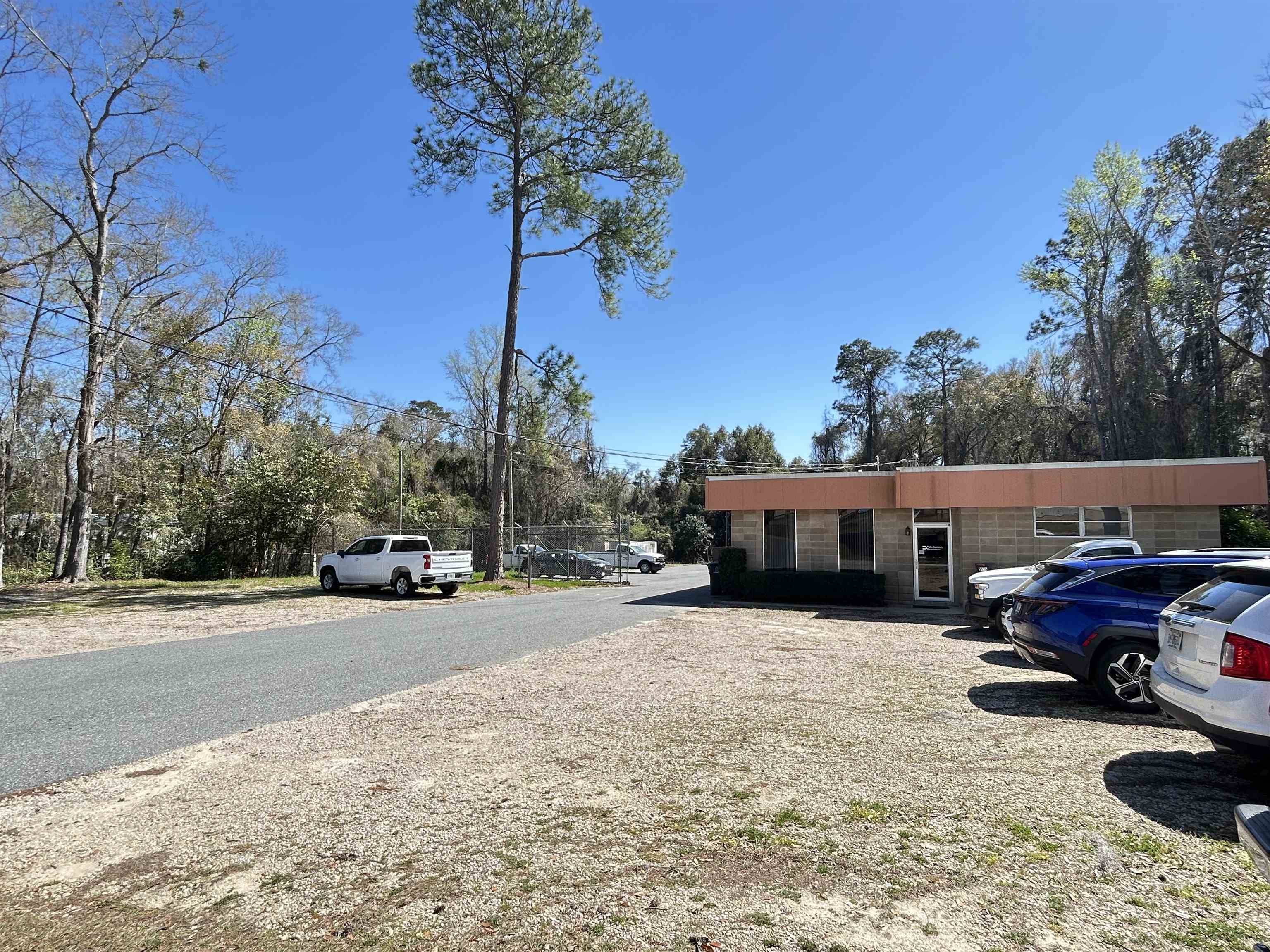 Tallahassee, FL 32303,3175 W Tharpe Street