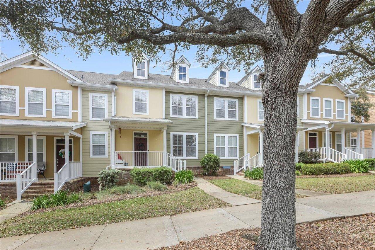 Tallahassee, FL 32311,4082 Four Oaks Boulevard