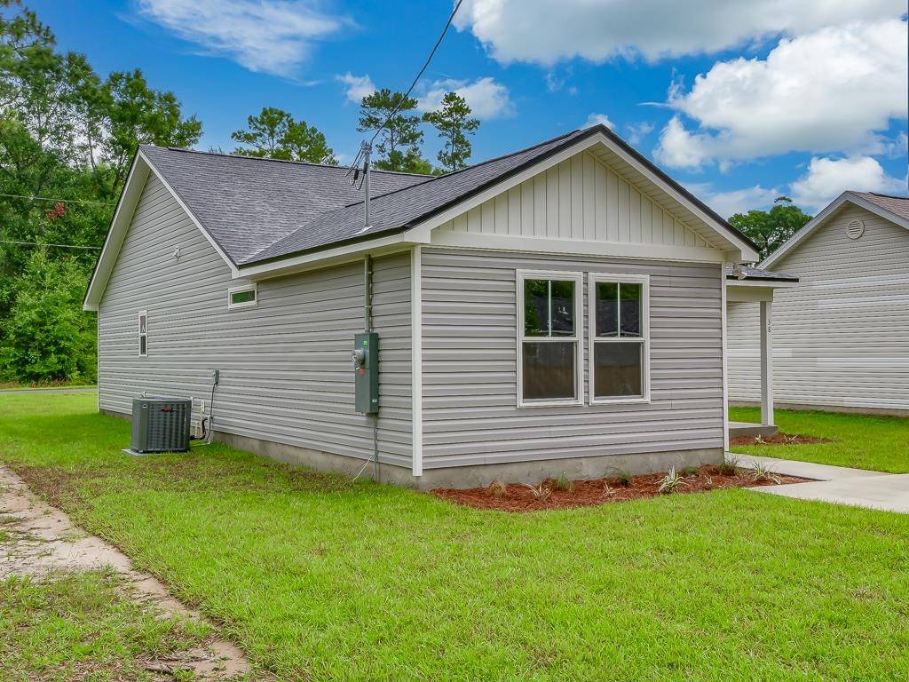 Crawfordville, FL 32327,102 Catawba Trail