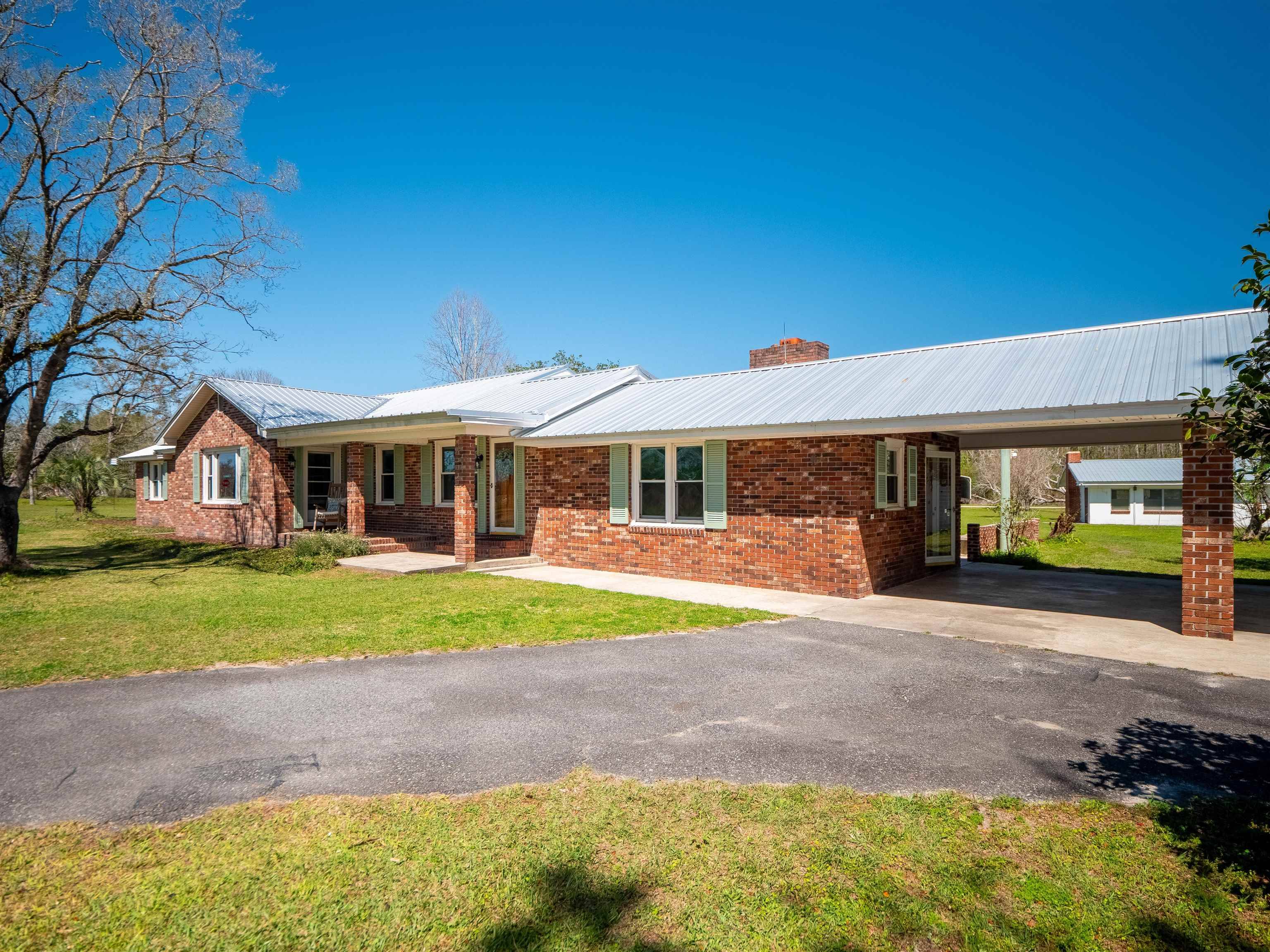 Lee, FL 32059,6753 E US HWY 90