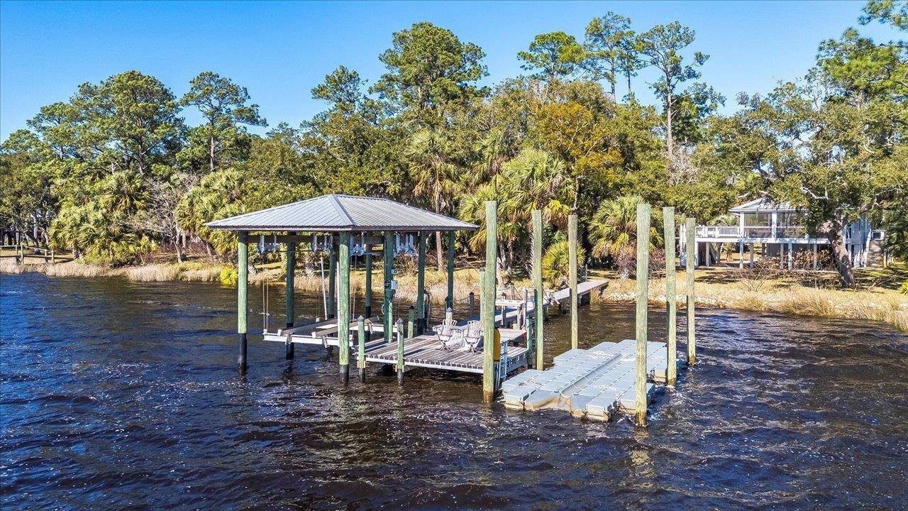Panacea, FL 32346,66 River Drive