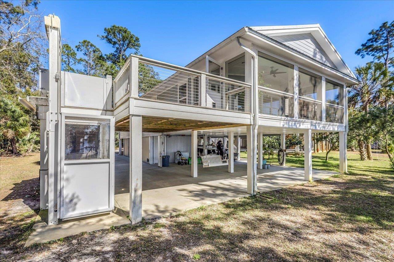 Panacea, FL 32346,66 River Drive