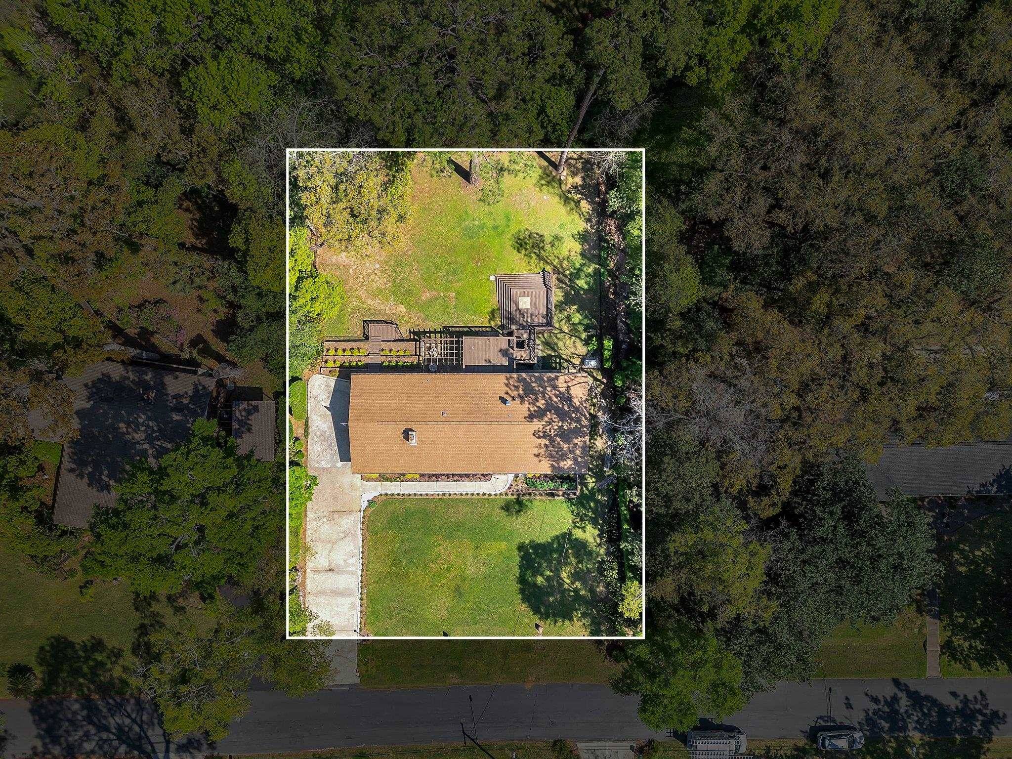 Tallahassee, FL 32312,910 Lasswade Drive