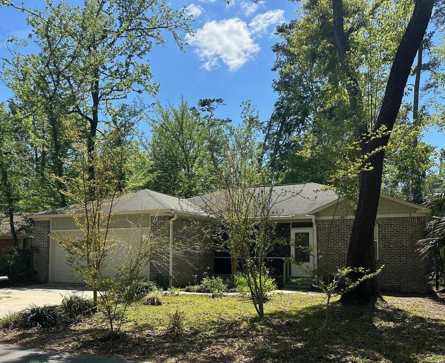 Tallahassee, FL 32301,1737 Silverwood Drive