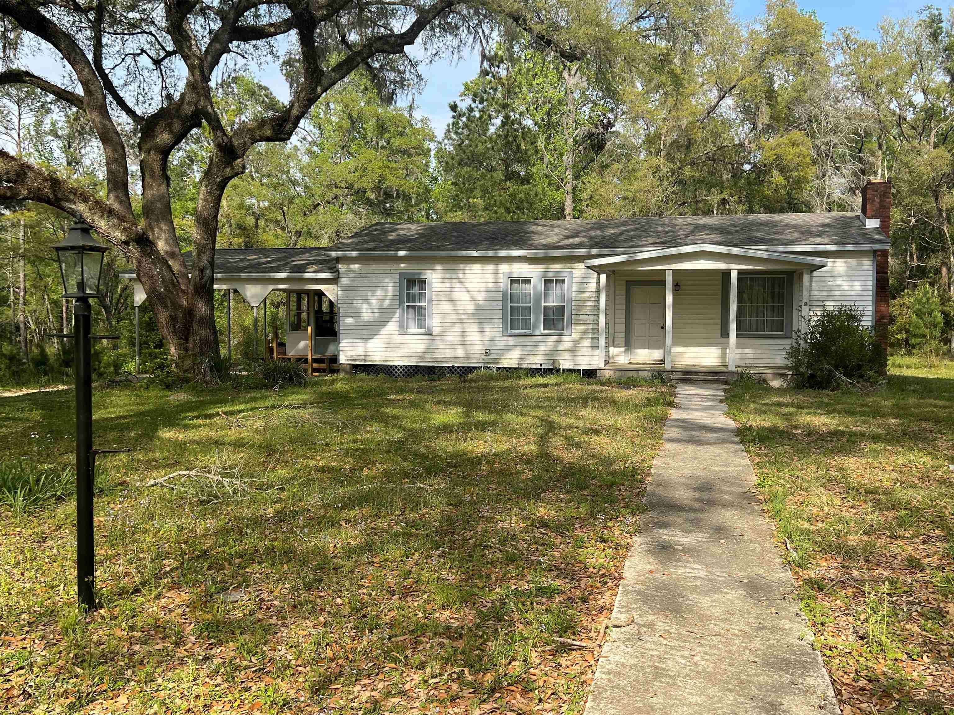 Monticello, FL 32344,523 Silver Lake Road