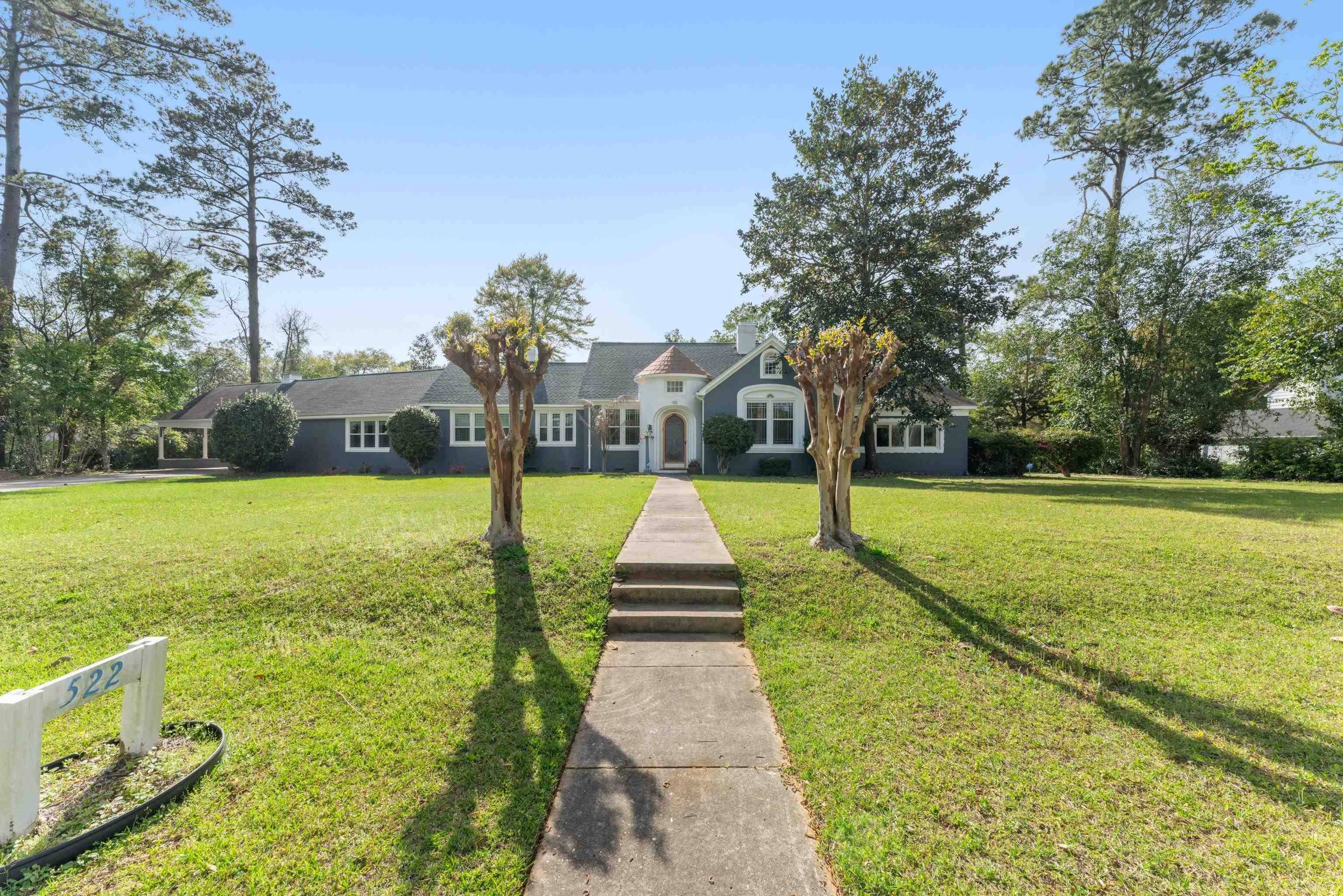 Quincy, FL 32351,522 N 11TH Street