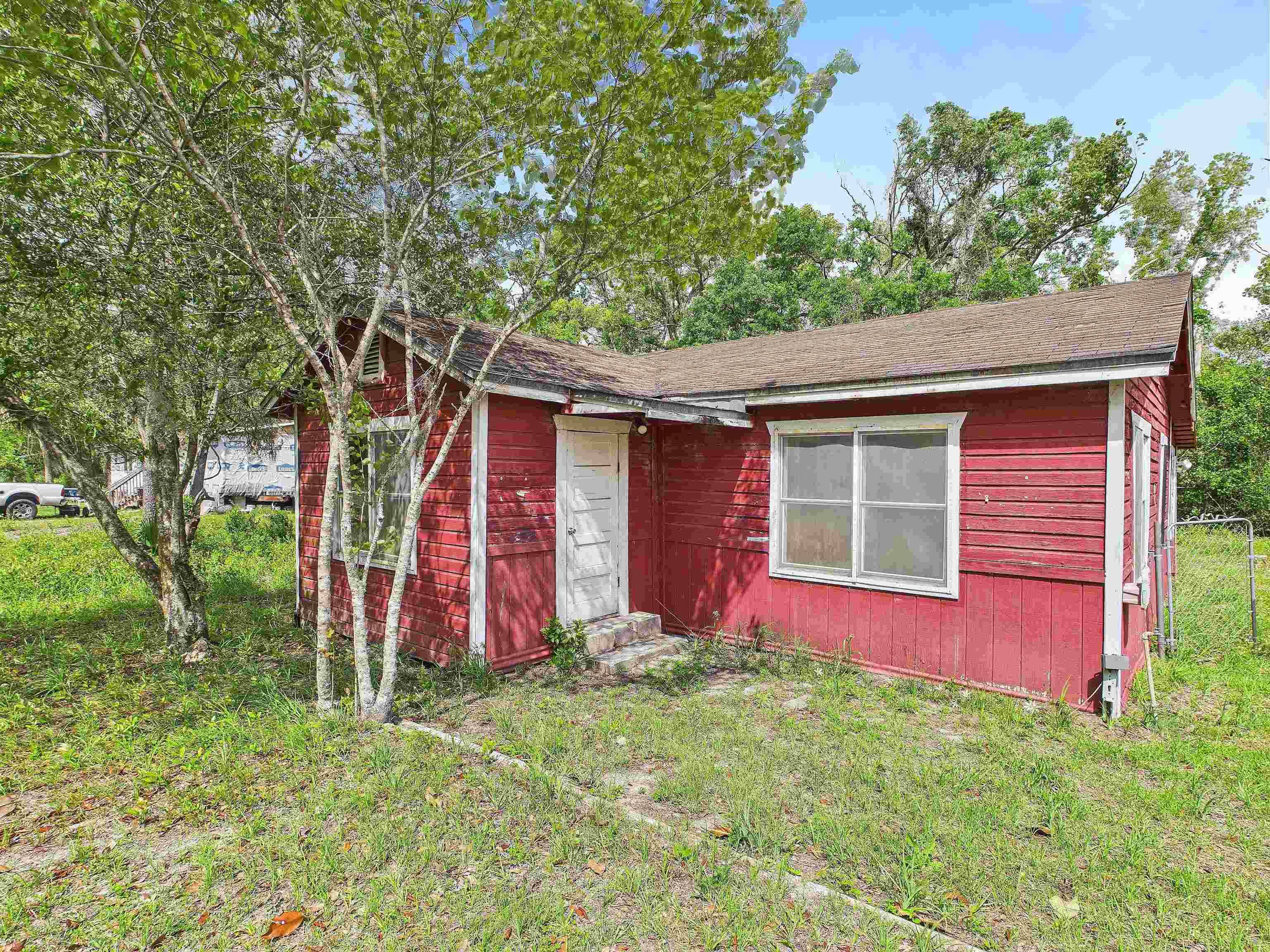 Perry, FL 32348,1110 S Orange Street