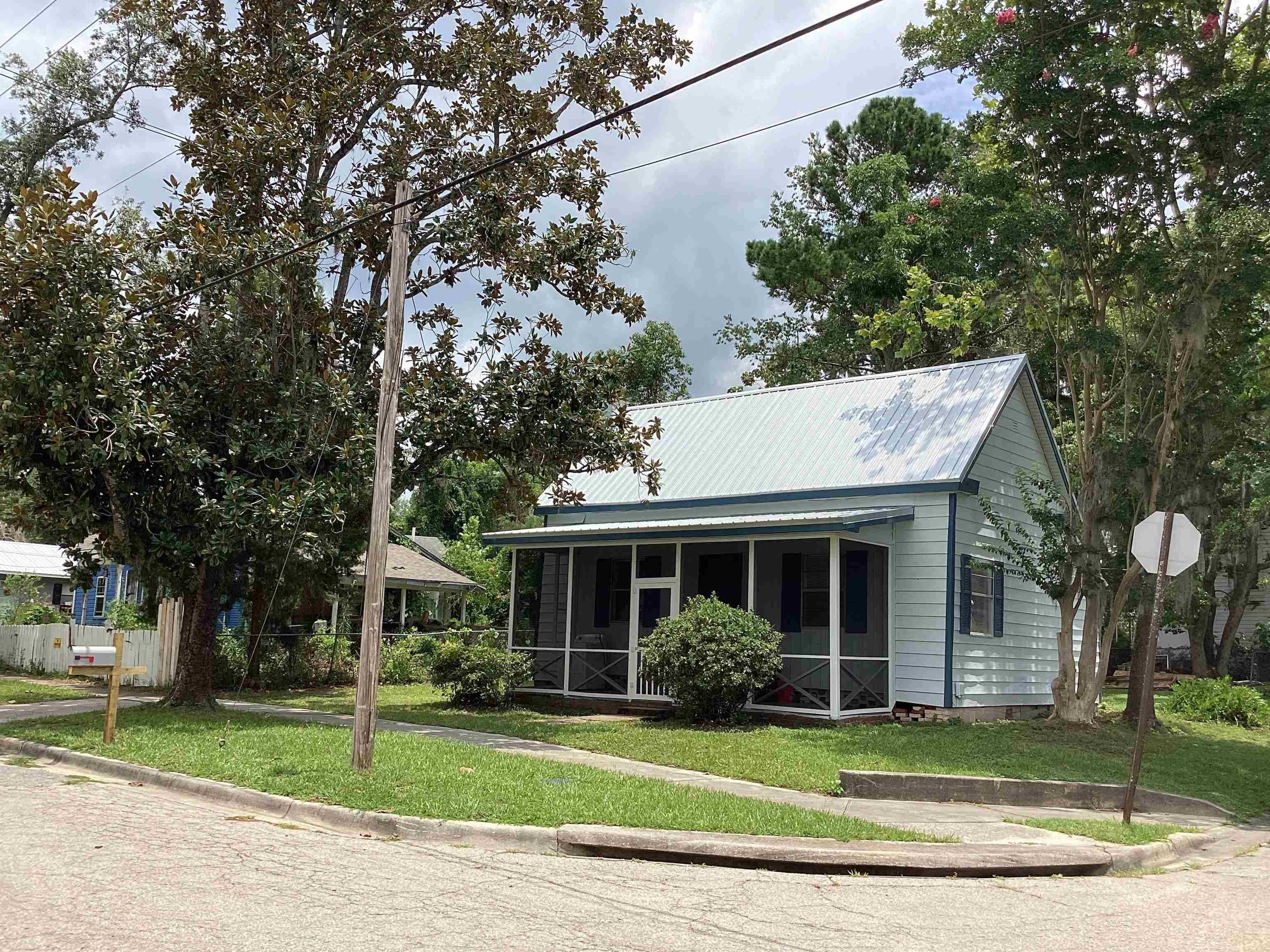Madison, FL 32340,523 SW Horry Avenue