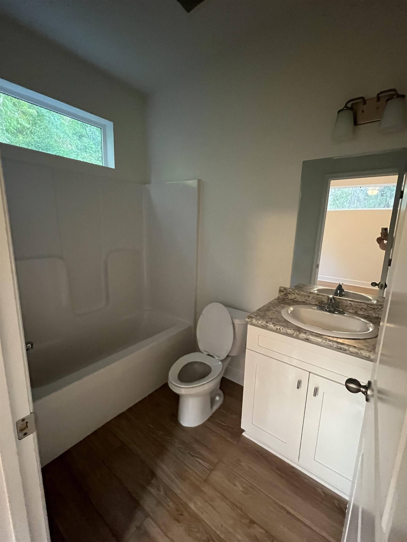 Tallahassee, FL 32301,2170 SE Capital Circle #210