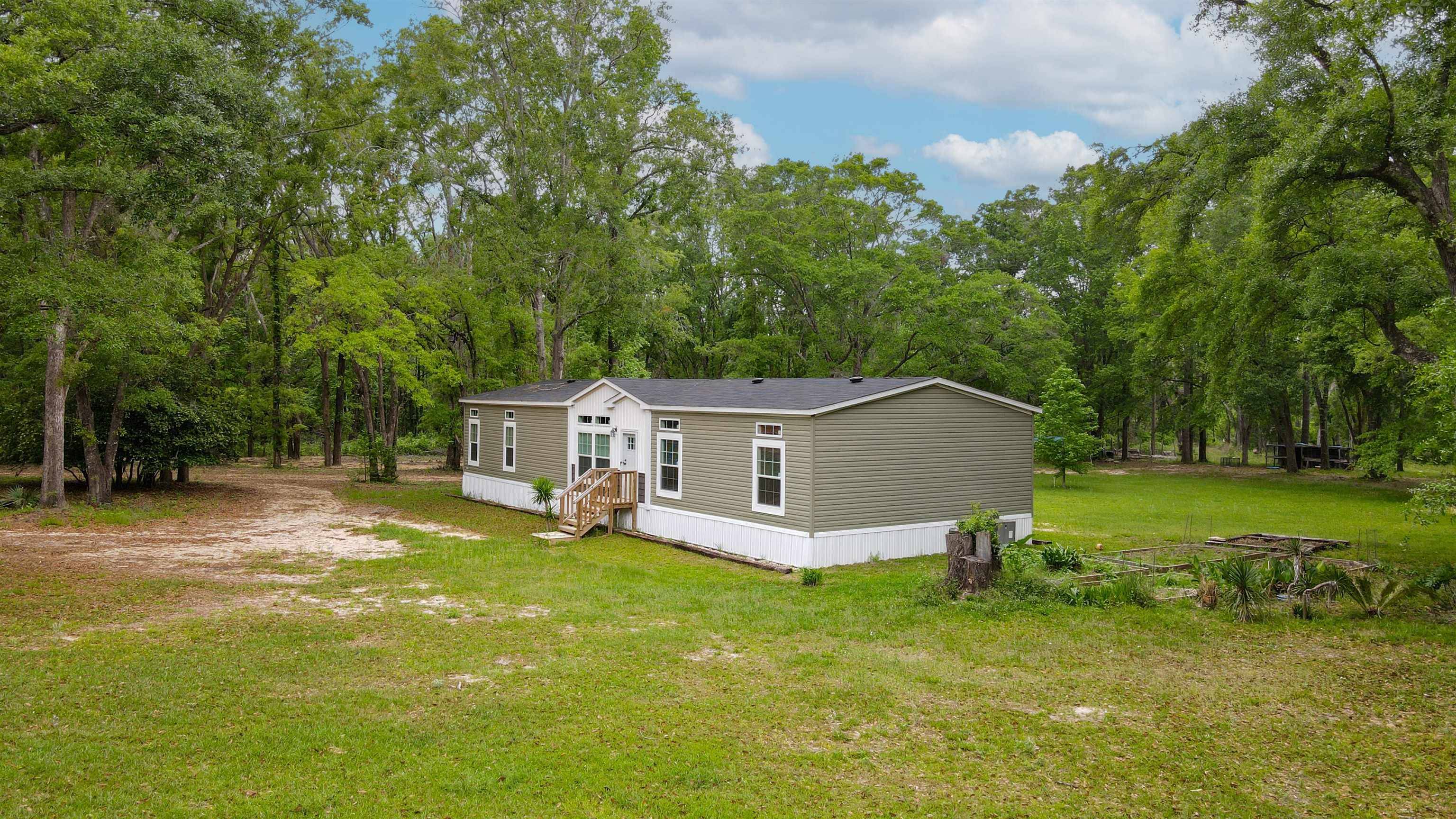 Greenville, FL 32331,749 E Buckhorn Trail