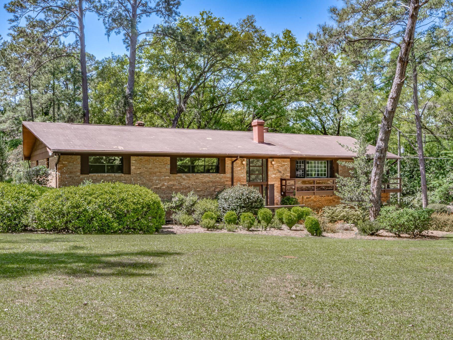 Tallahassee, FL 32312,6754 Circle J Drive