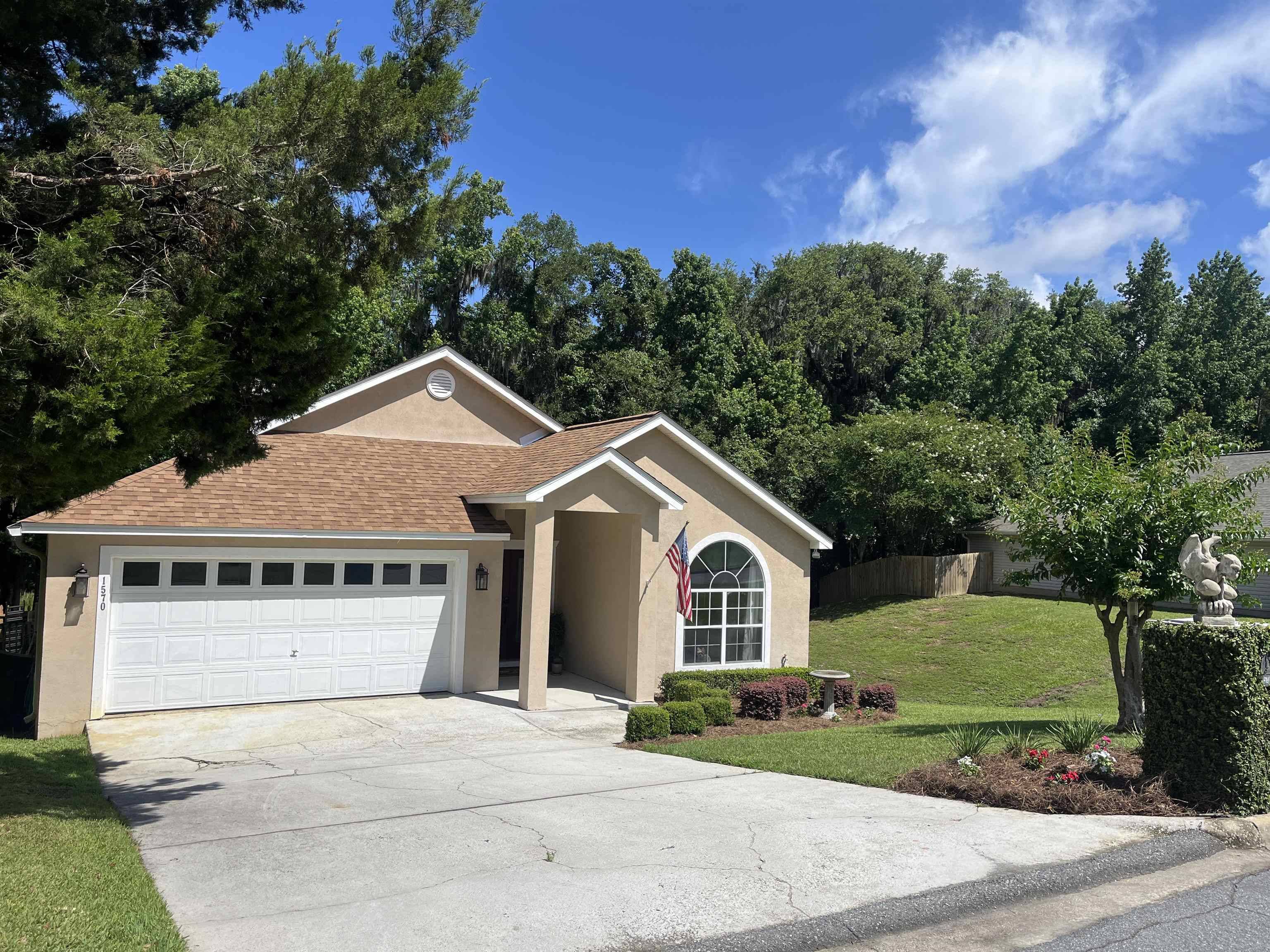 Tallahassee, FL 32312,1570 Applewood Way