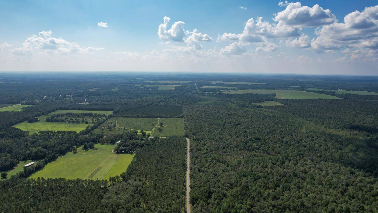 Quincy, FL 32352,379 Glory Road