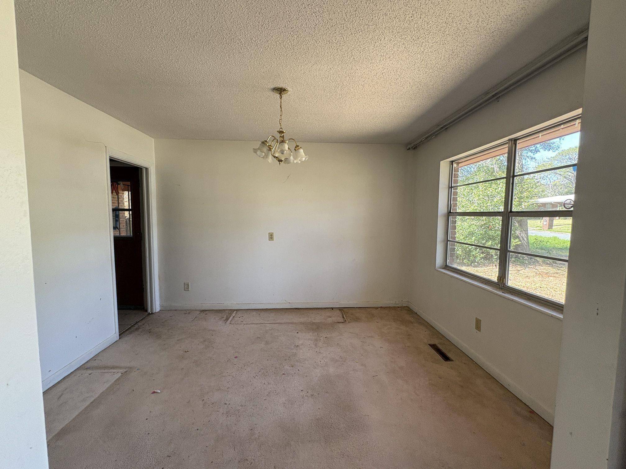 Tallahassee, FL 32310,617 Howard Avenue