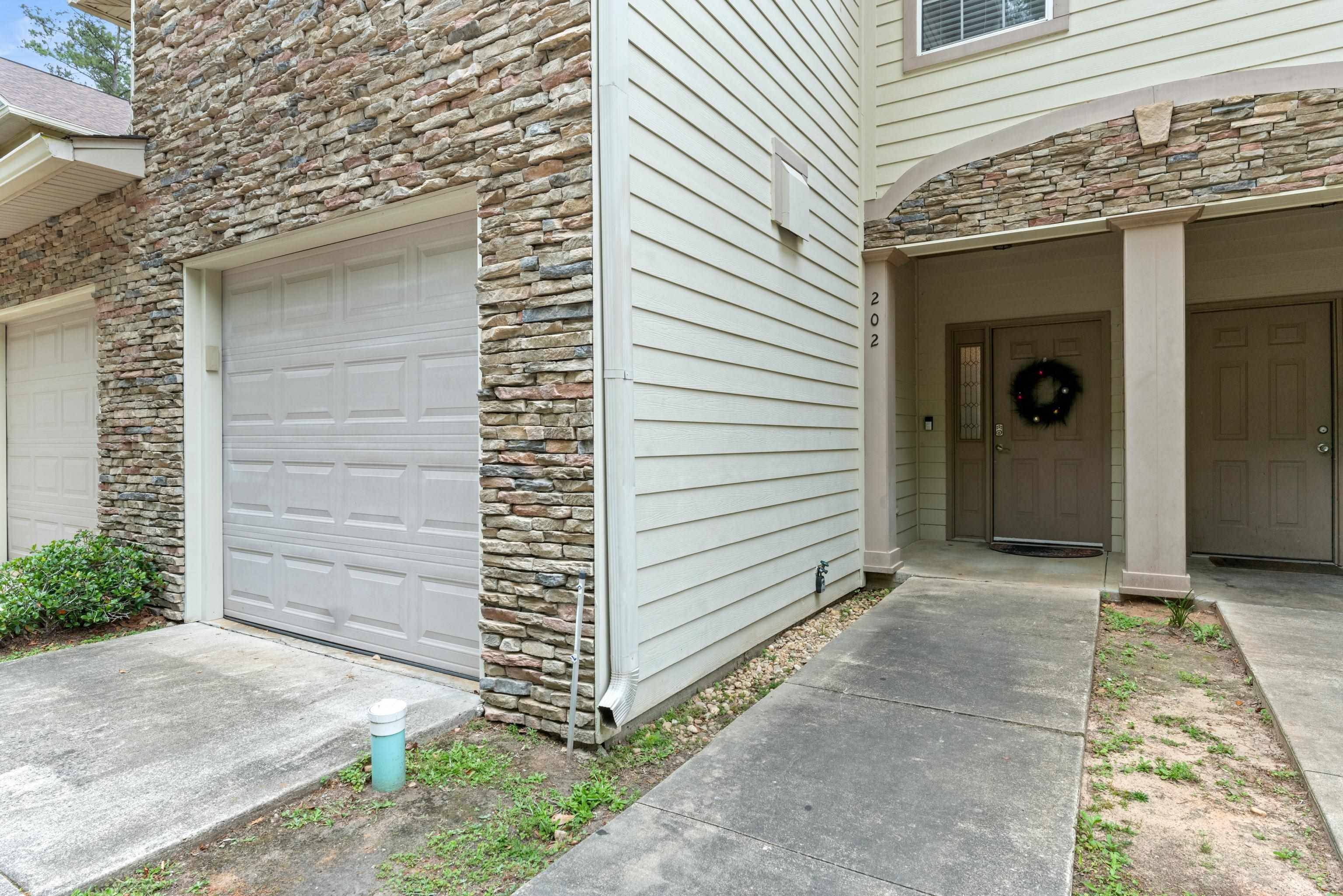 Tallahassee, FL 32303,1325 Stone Rd #202