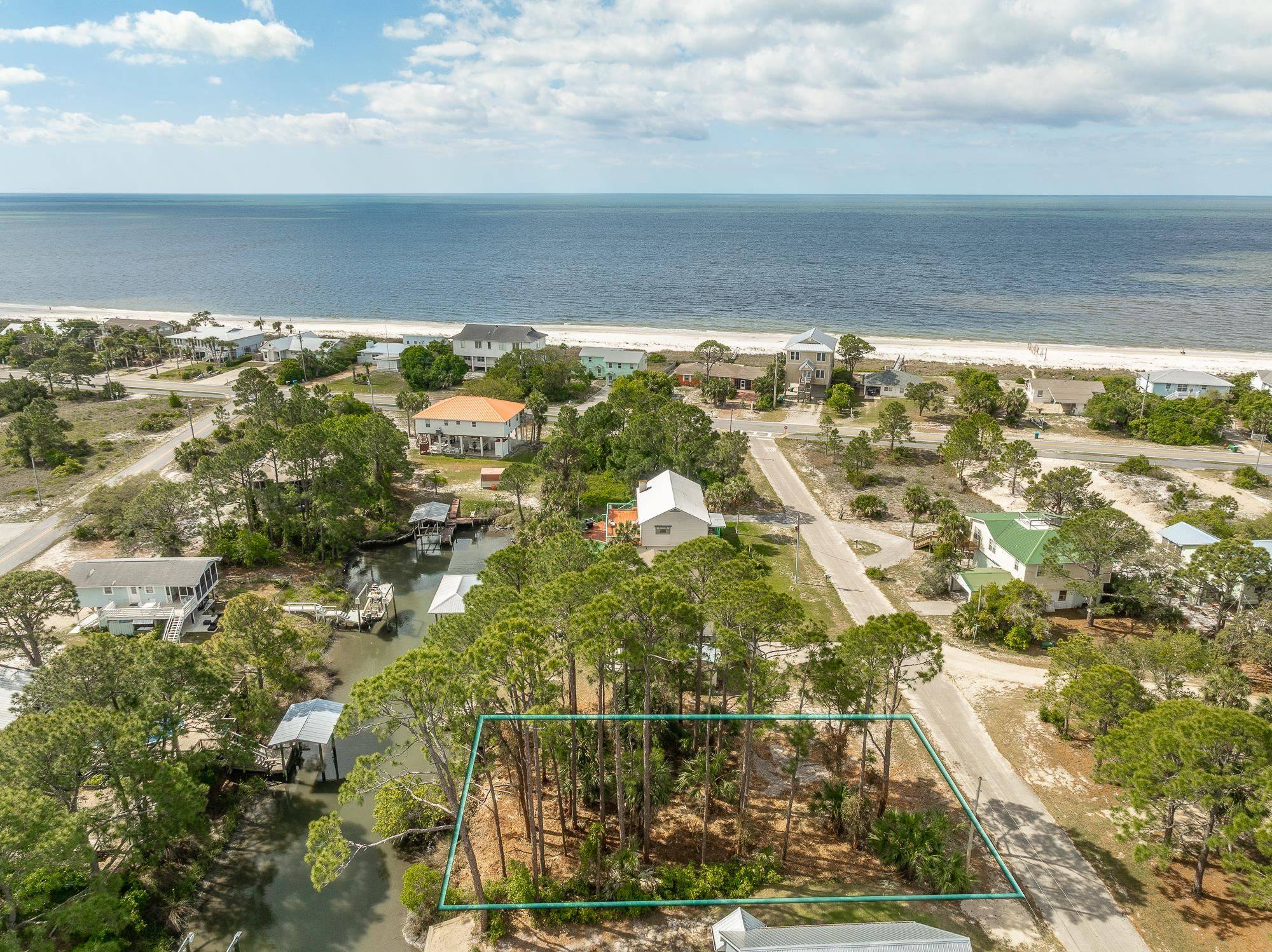 Alligator Point, FL 32346-5118,15 Carousel Terrace