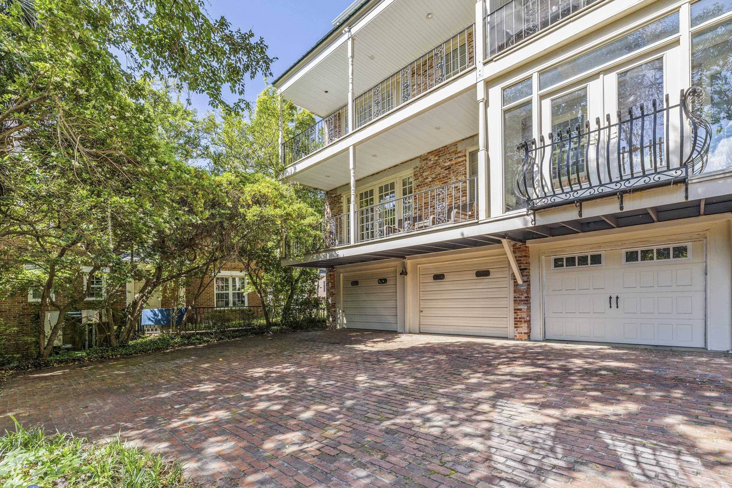 Tallahassee, FL 32301,111-B S Gadsden Street #2