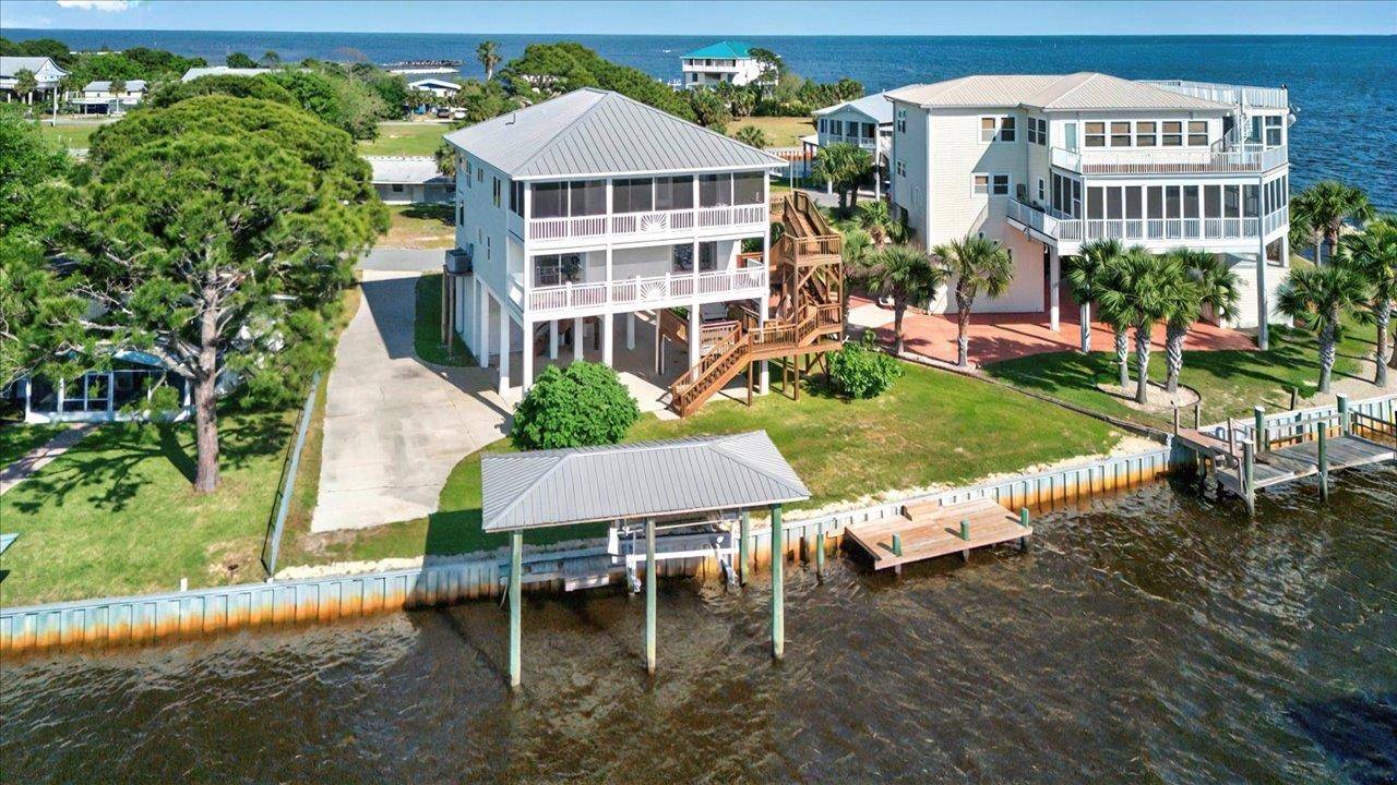 Panacea, FL 32346,62 Blue Heron Way