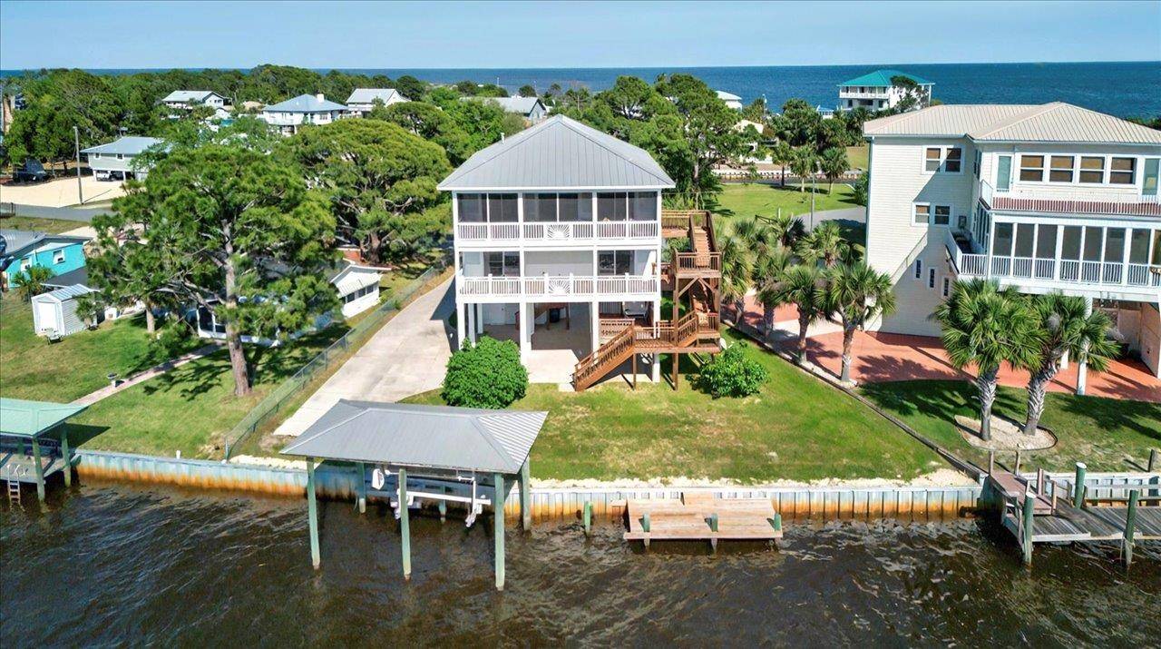 Panacea, FL 32346,62 Blue Heron Way