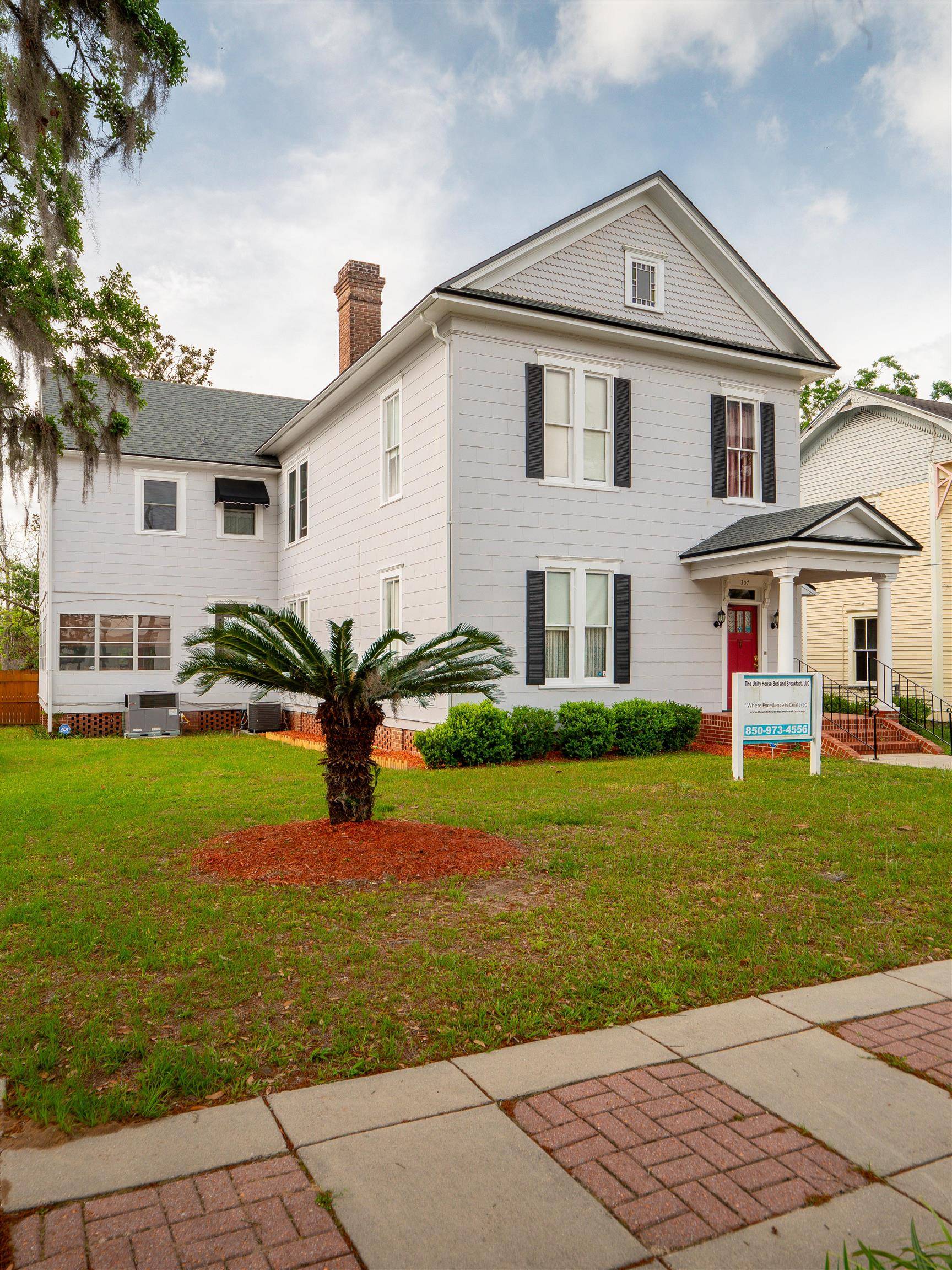 Madison, FL 32340,307 SW Dade Street