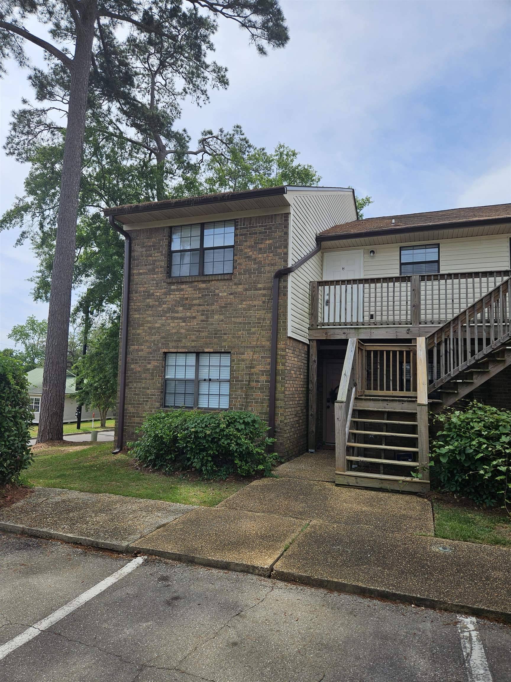 Tallahassee, FL 32304,1108 Greentree Court #H