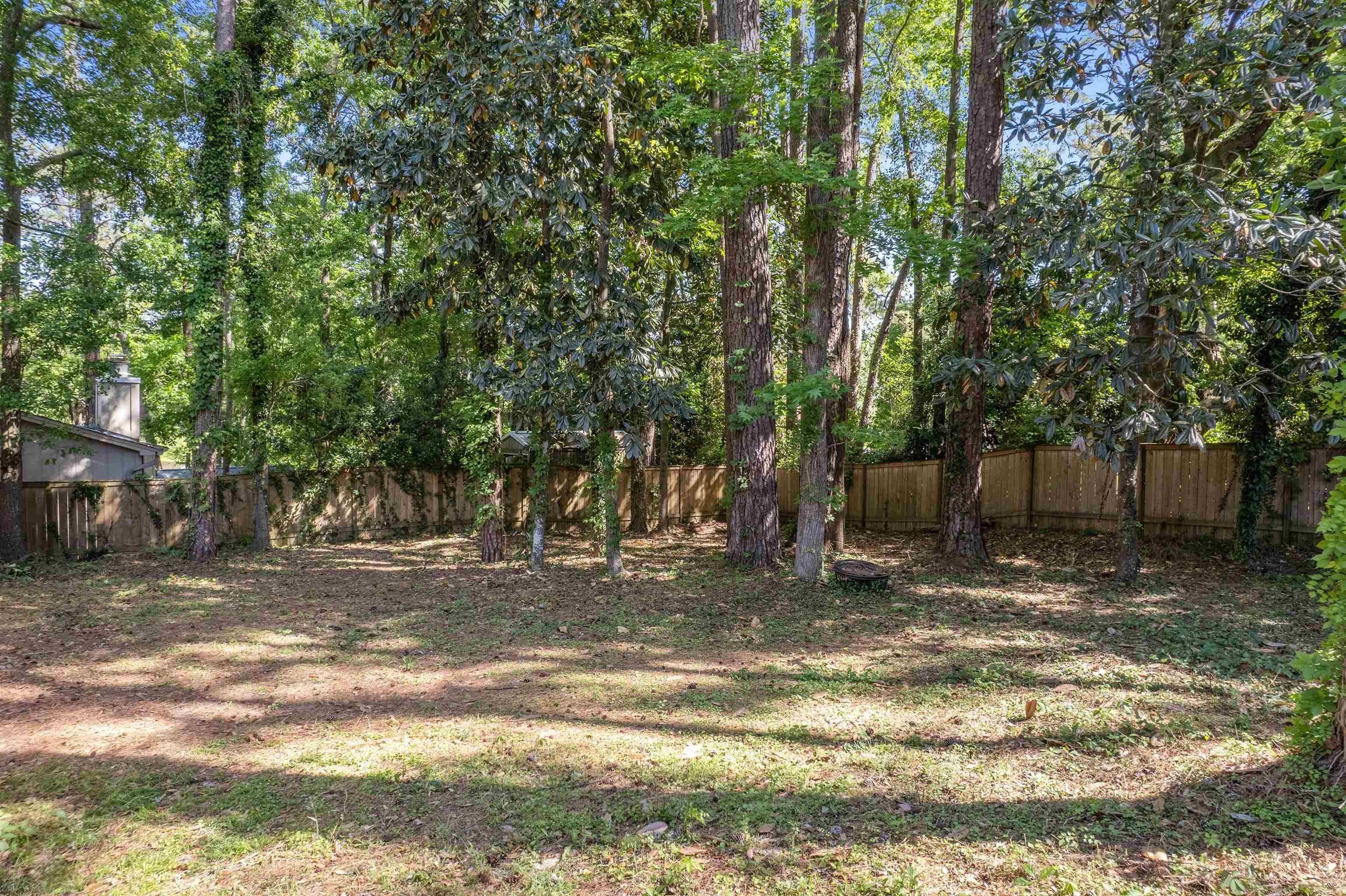Tallahassee, FL 32308,2225 Greenwich Way