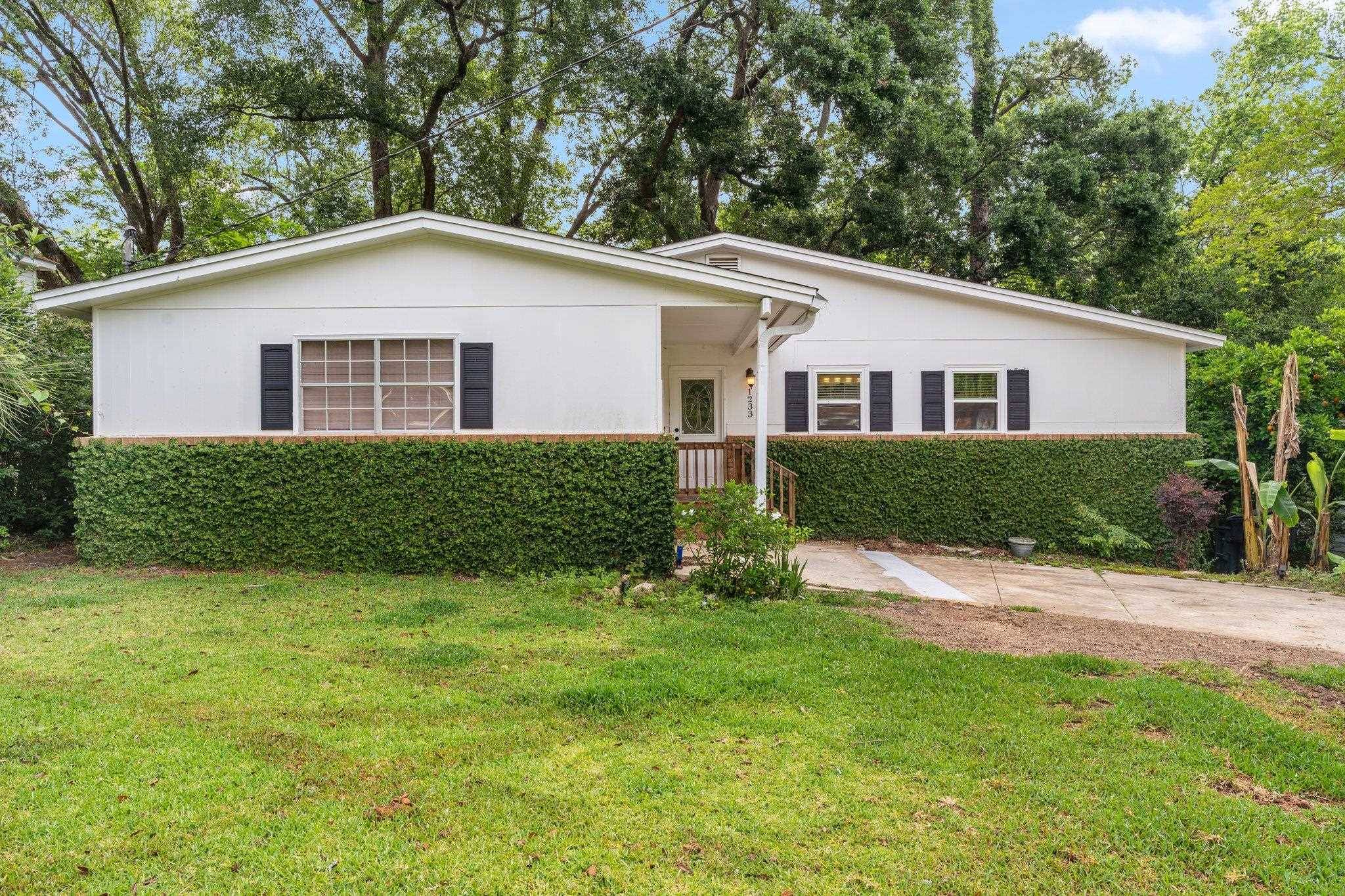Tallahassee, FL 32308,1233 Talbot Avenue