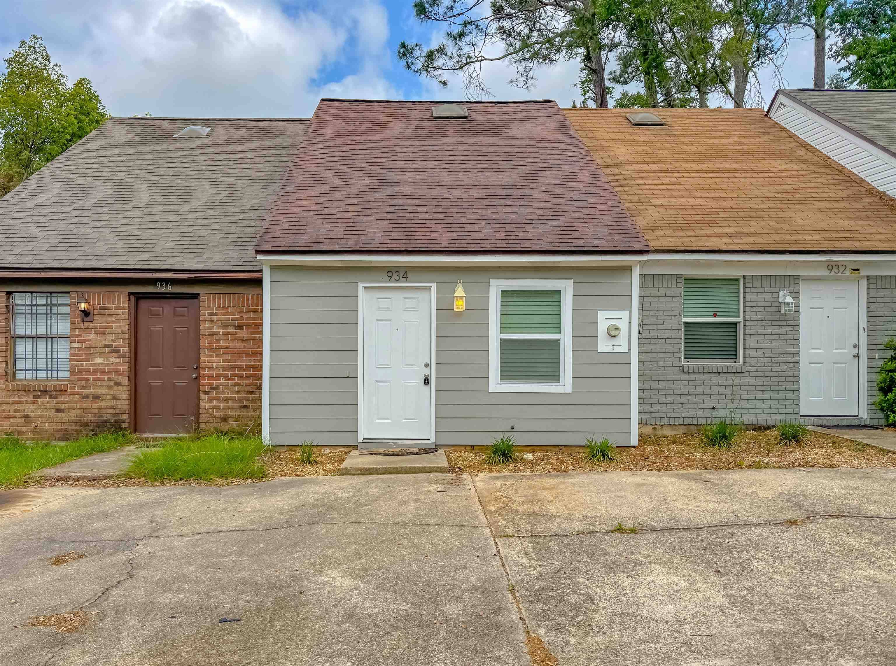 Tallahassee, FL 32304,934 S Lipona Road
