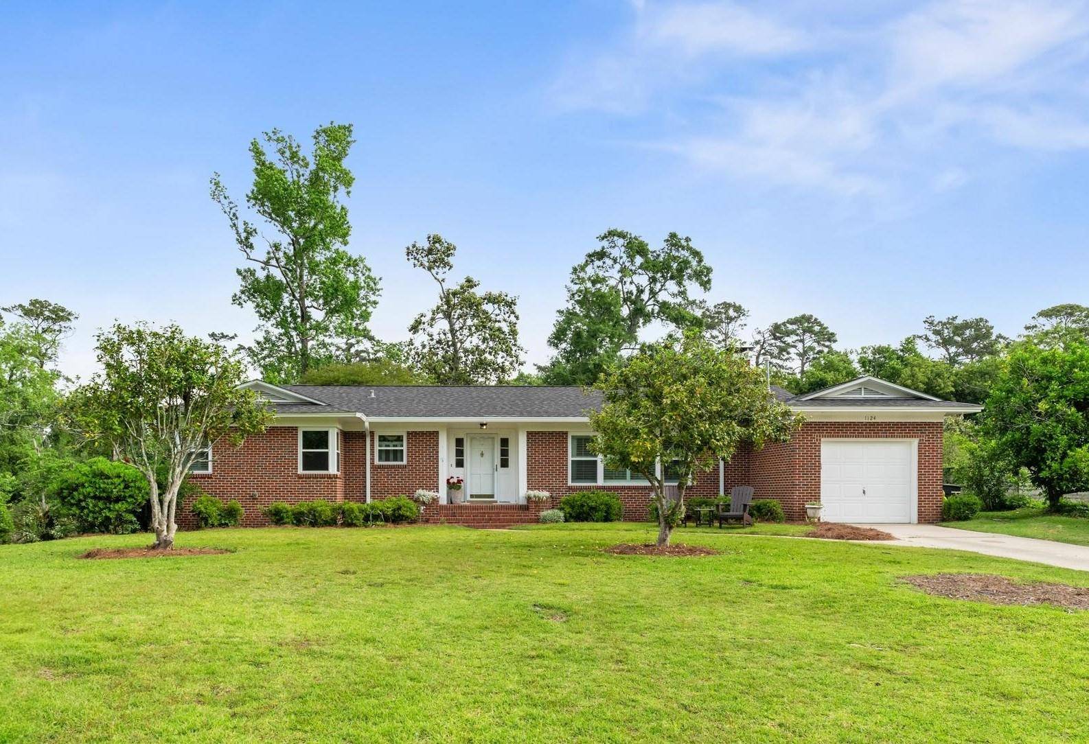 Tallahassee, FL 32301,1124 Camellia Drive