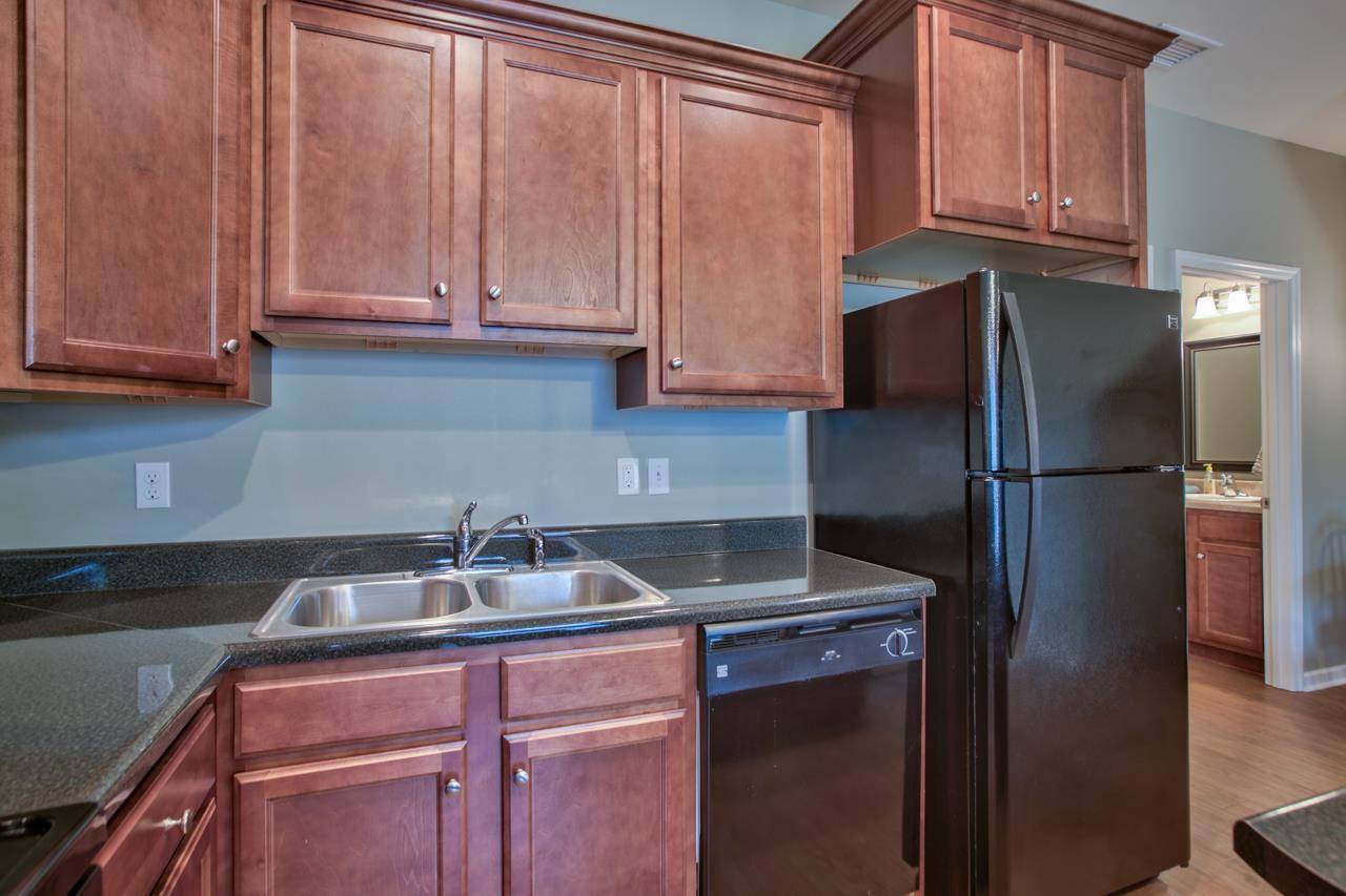 Tallahassee, FL 32304,1987 Bloomington Avenue #8 Unit Building