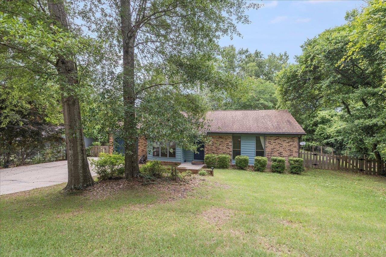 Tallahassee, FL 32303,826 McGuire Avenue