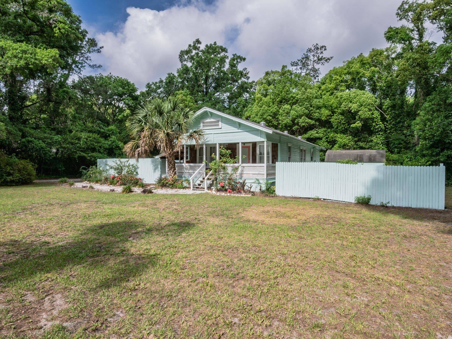 Sopchoppy, FL 32358,2 Blossom Avenue