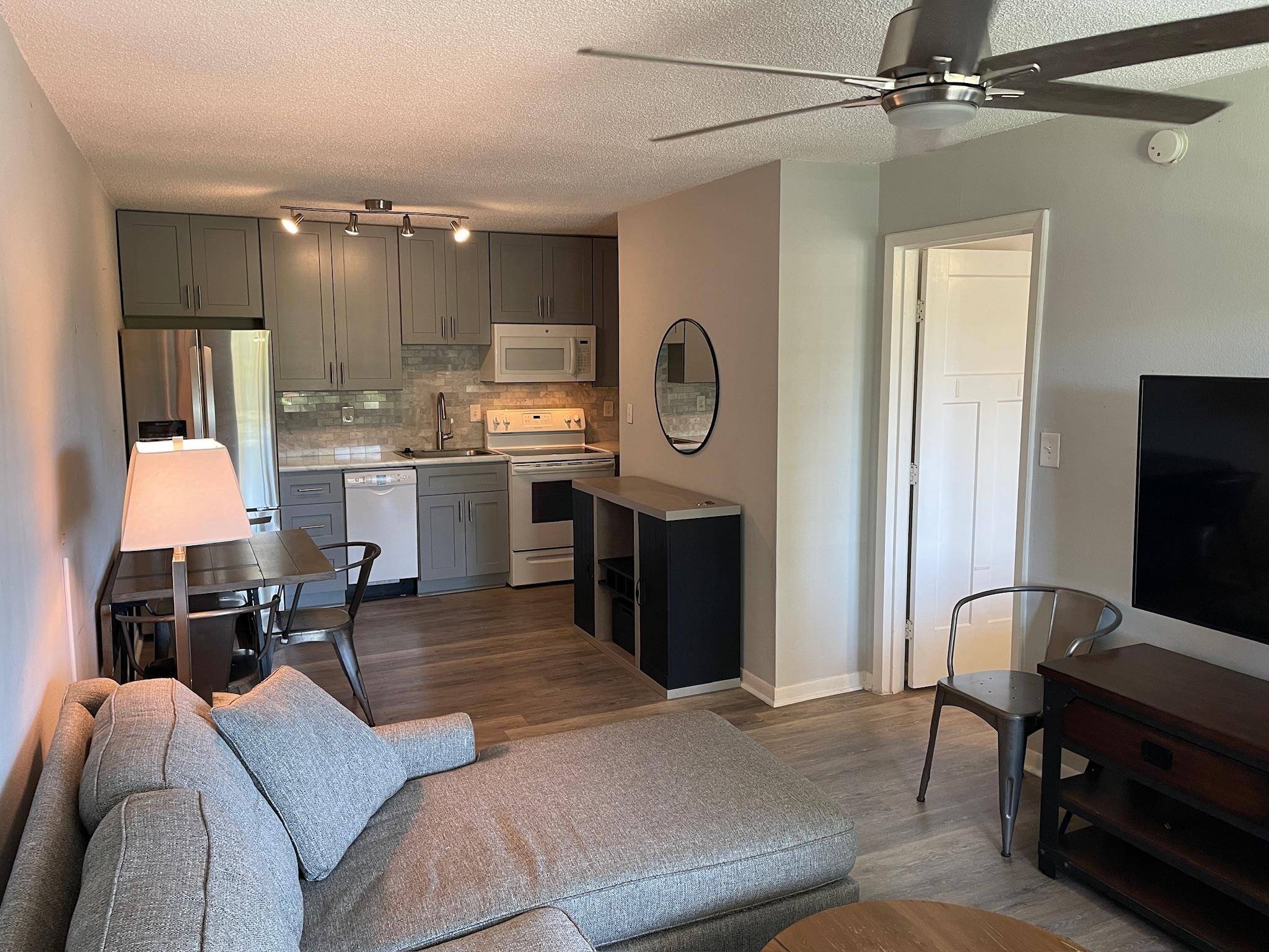 Tallahassee, FL 32304,403 Hayden Road #240