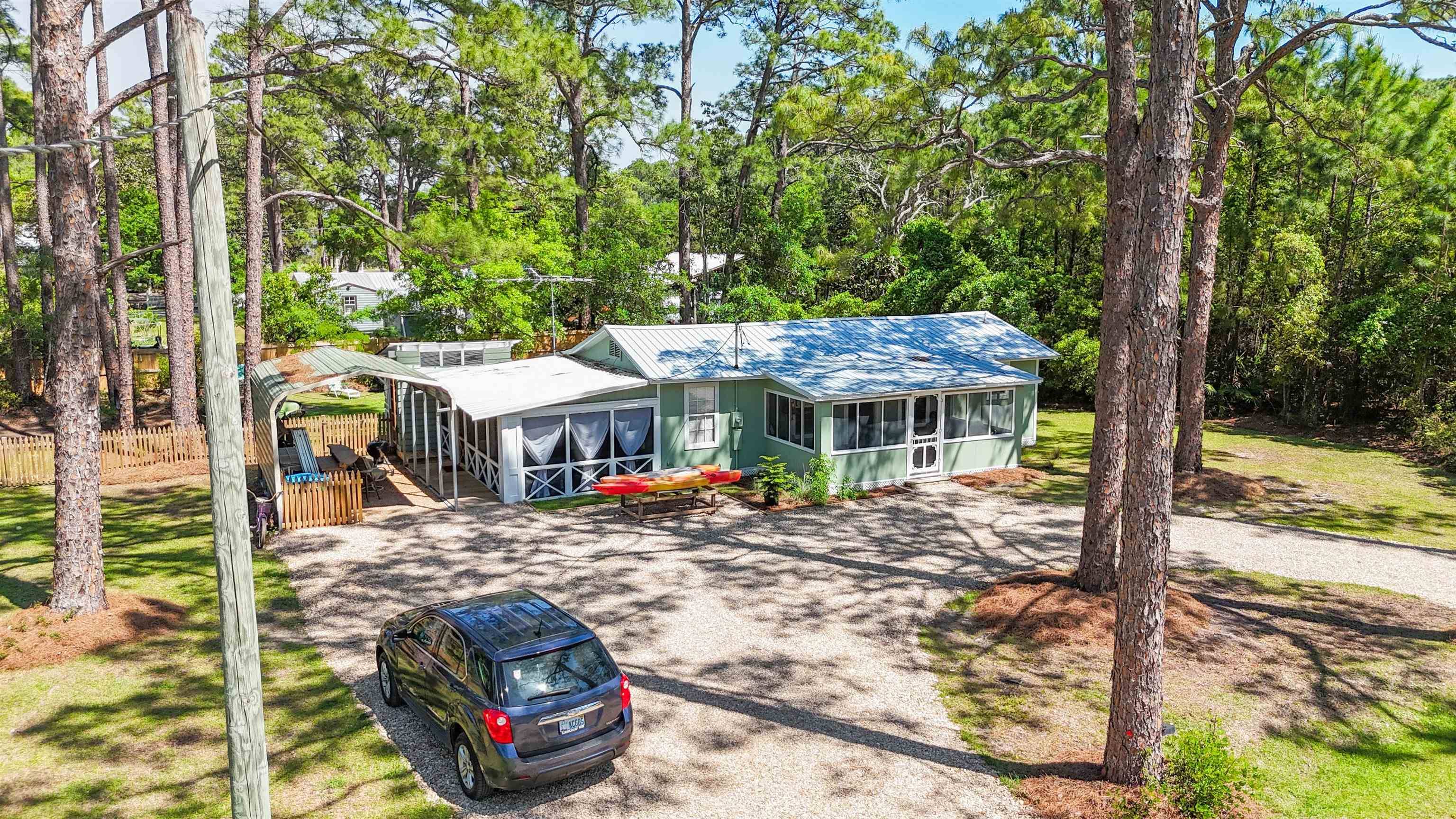 Panacea, FL 32346-2579,69 Suwannee Avenue