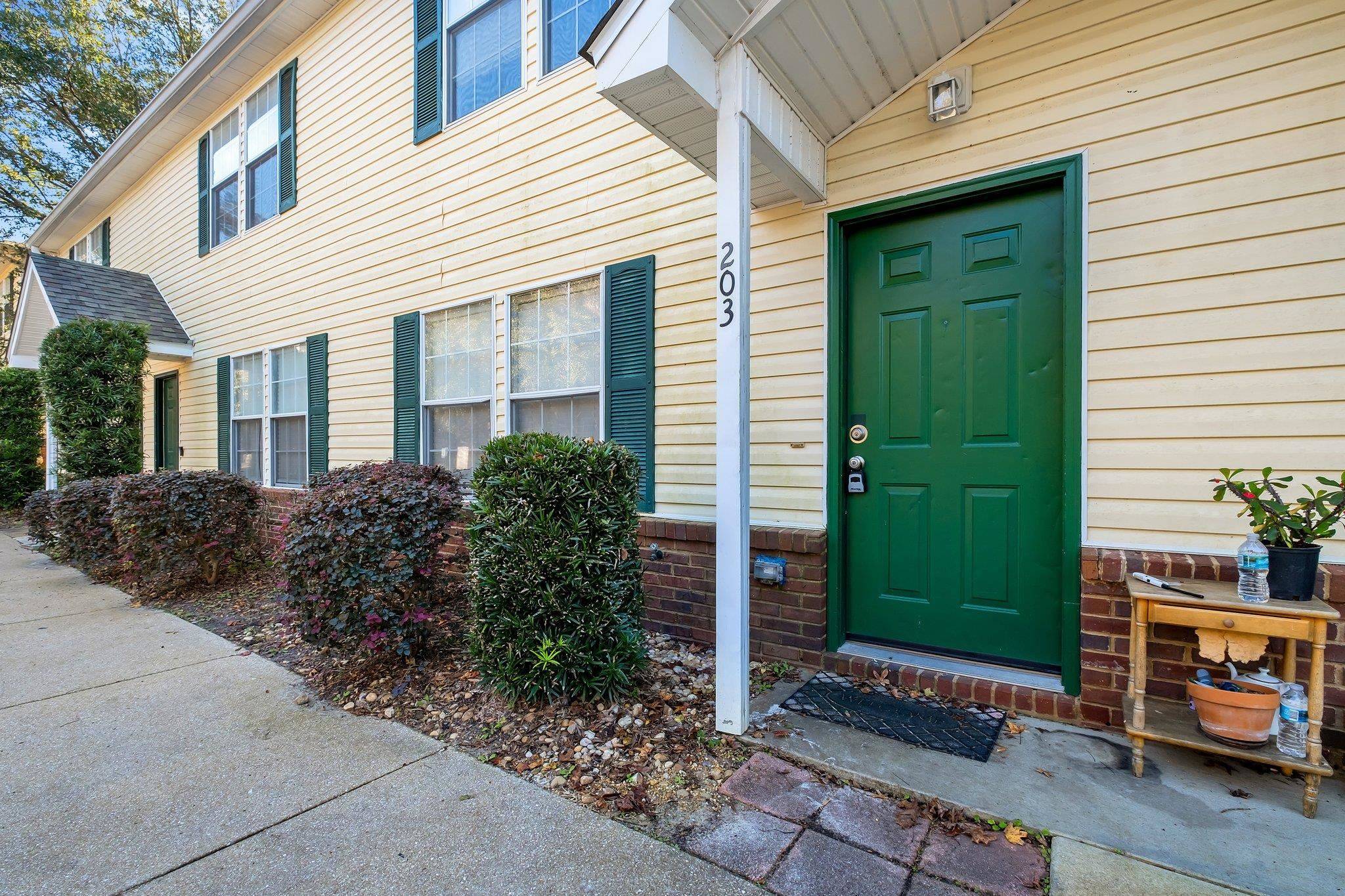 Tallahassee, FL 32303,2520 Graves Road #203