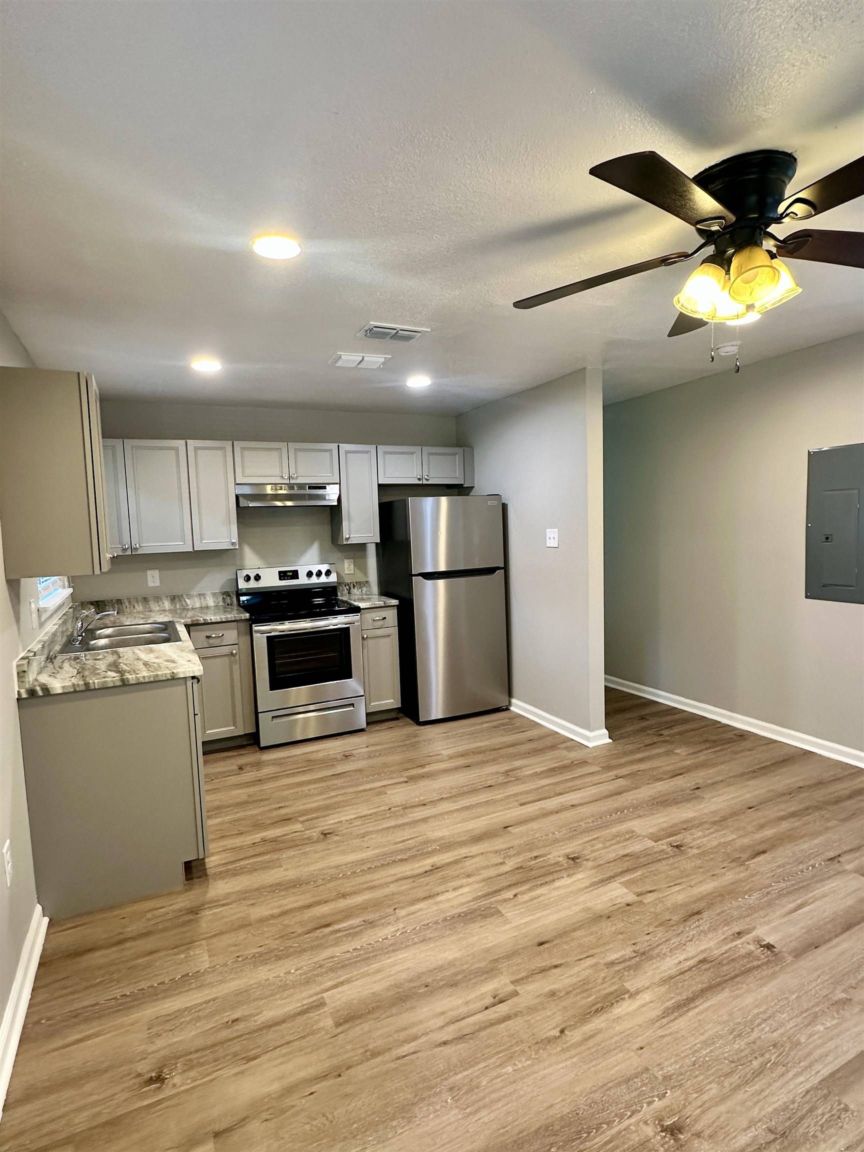 Tallahassee, FL 32312,3025 Creekwood Lane