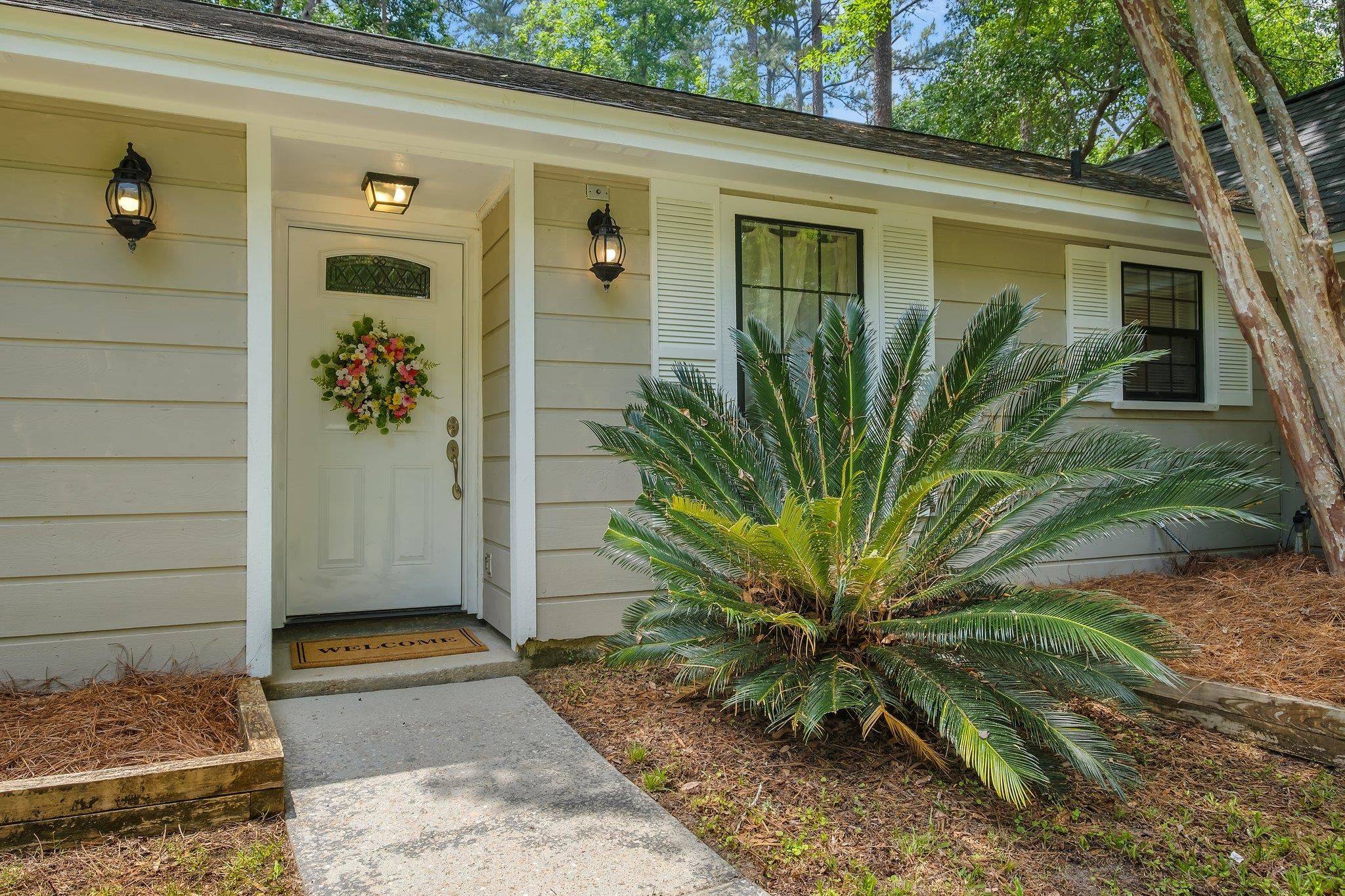 Tallahassee, FL 32312,8608 Oak Forest Trail