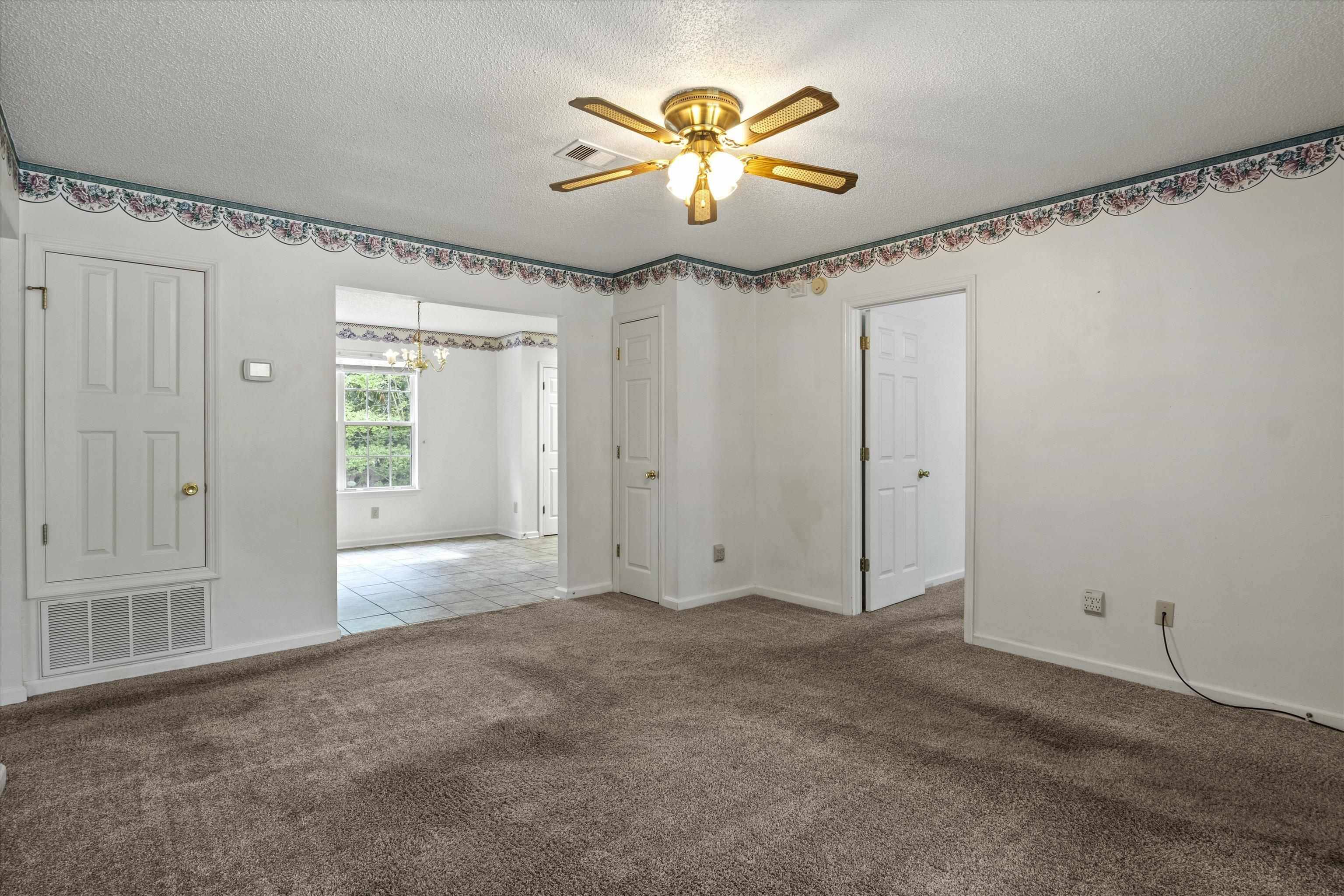 Tallahassee, FL 32305,8033 Christina Road