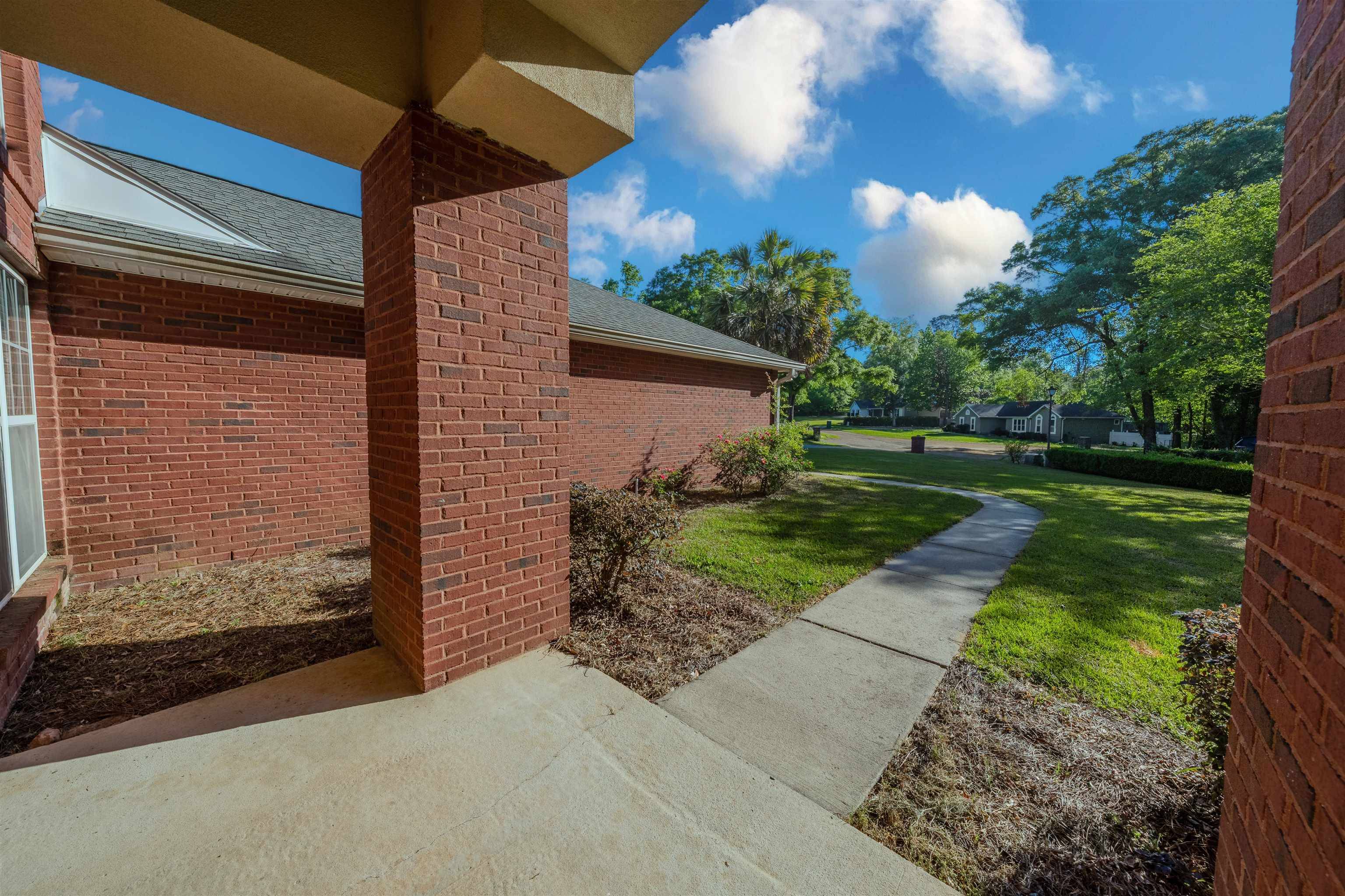 Tallahassee, FL 32317,2044 Dyrehaven