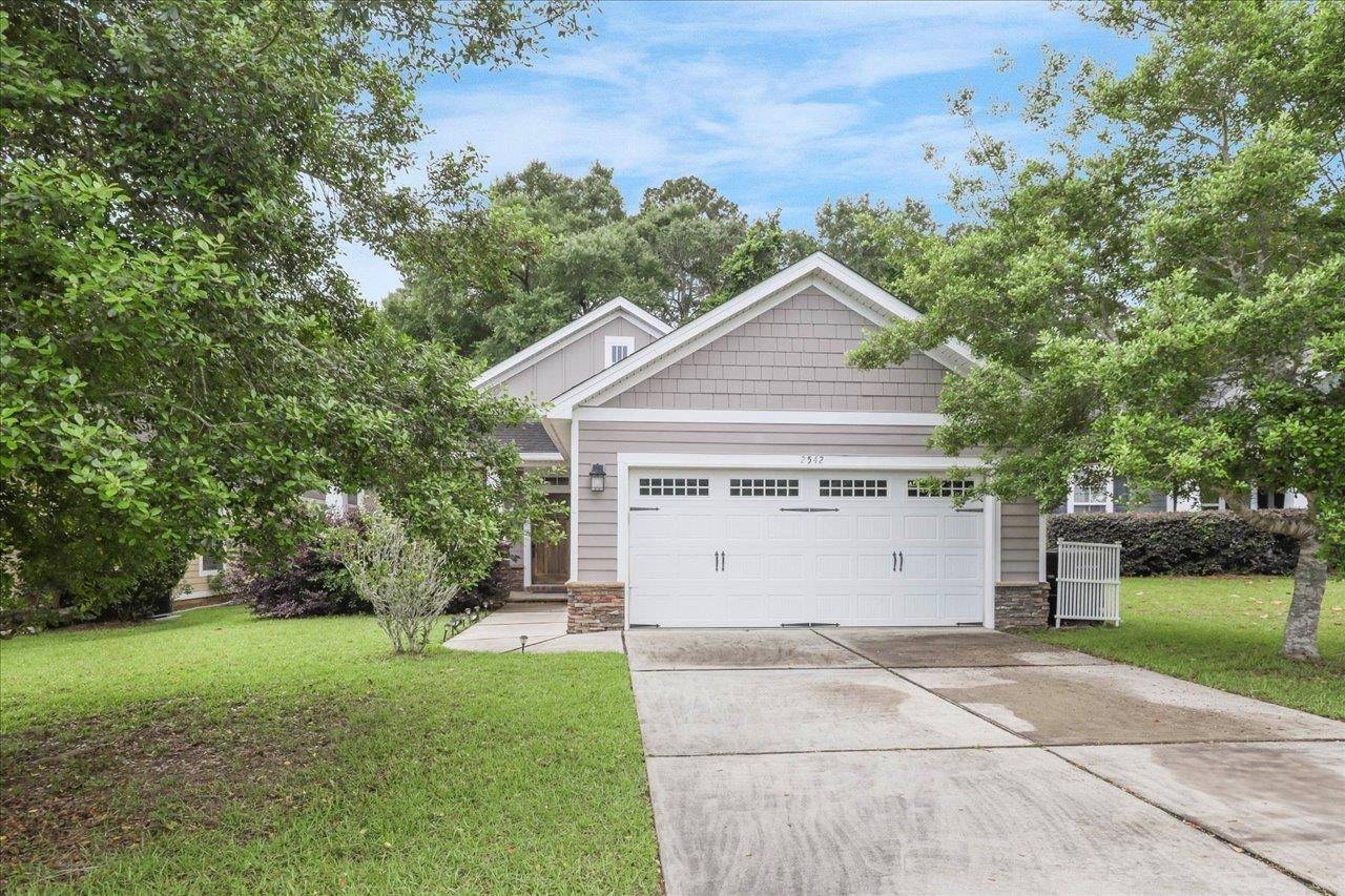 Tallahassee, FL 32312,2542 Manassas Way