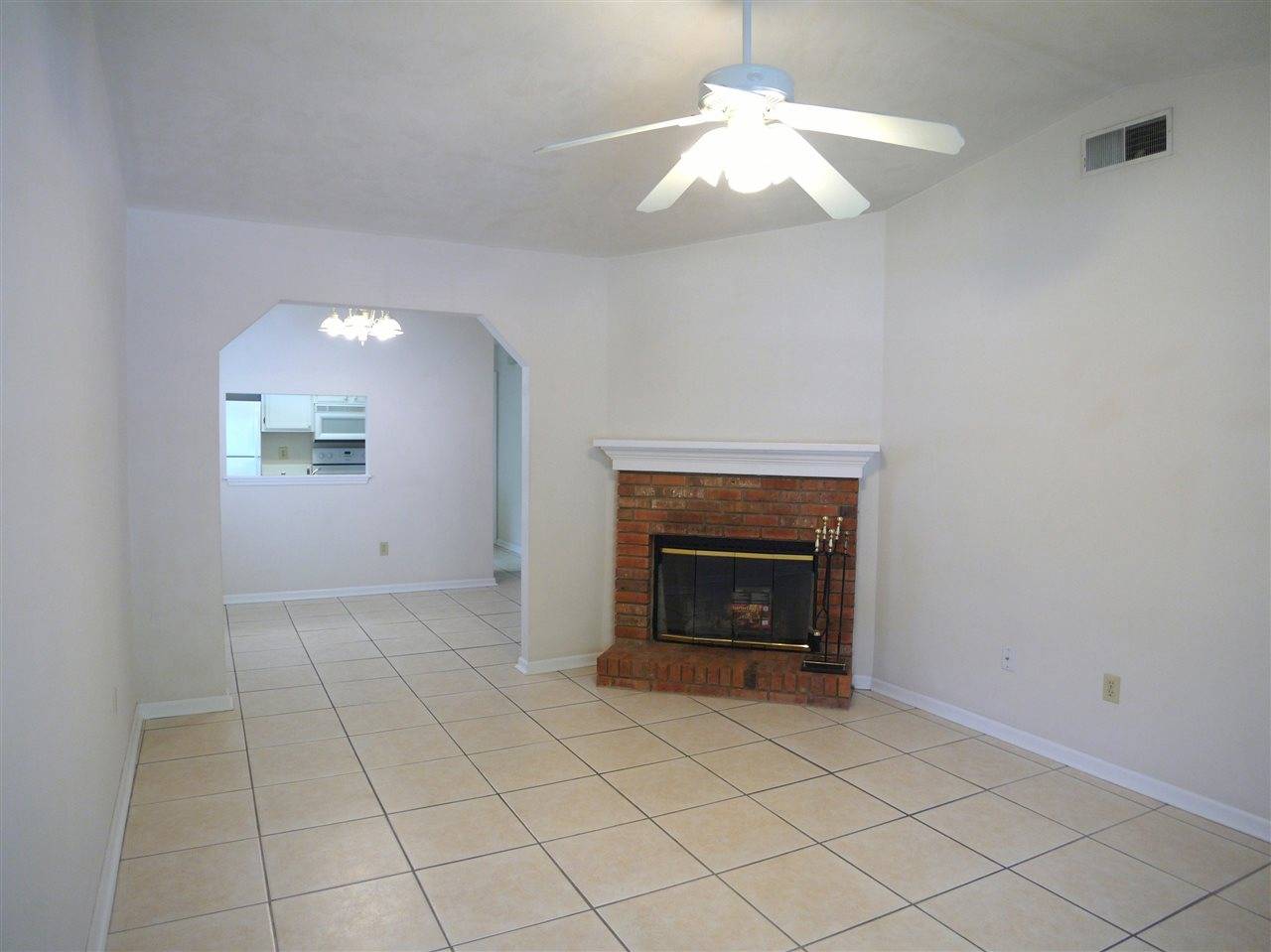 Tallahassee, FL 32301,428 RICHVIEW PARK CIR W #A south