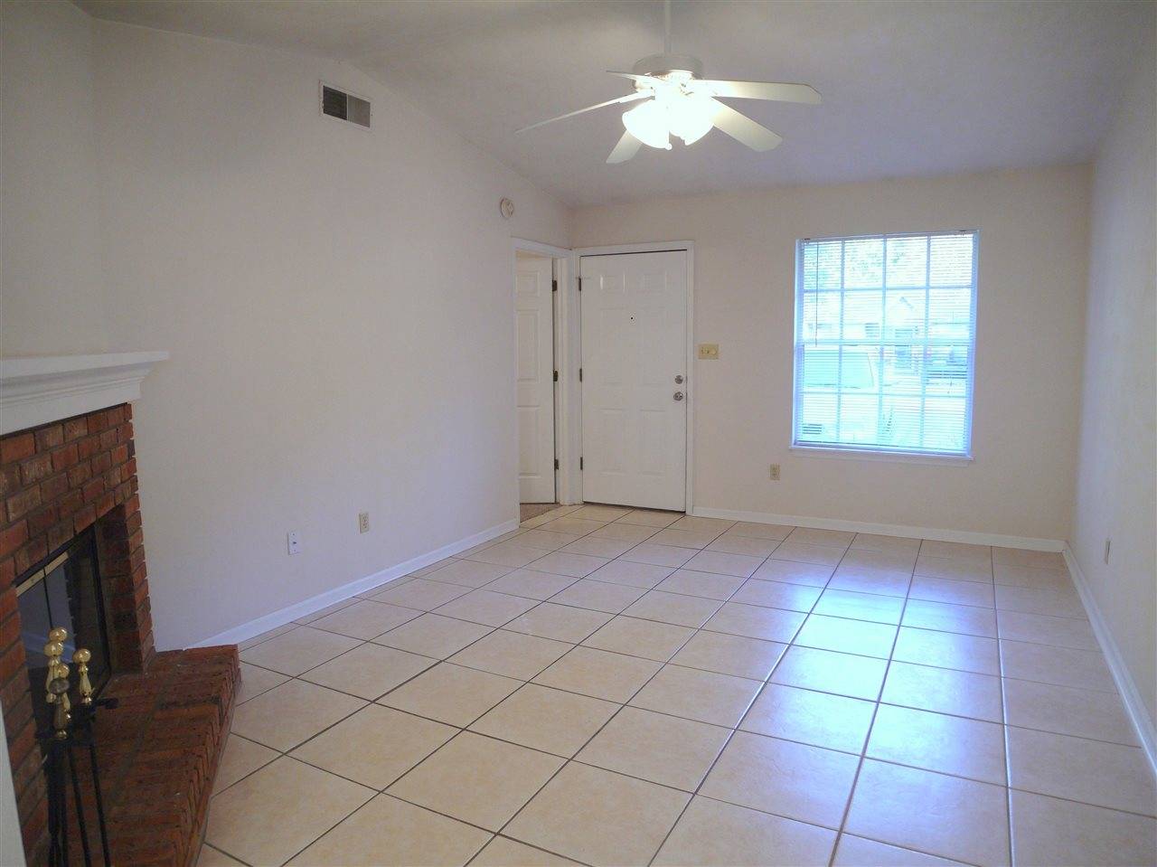 Tallahassee, FL 32301,428 RICHVIEW PARK CIR W #A south
