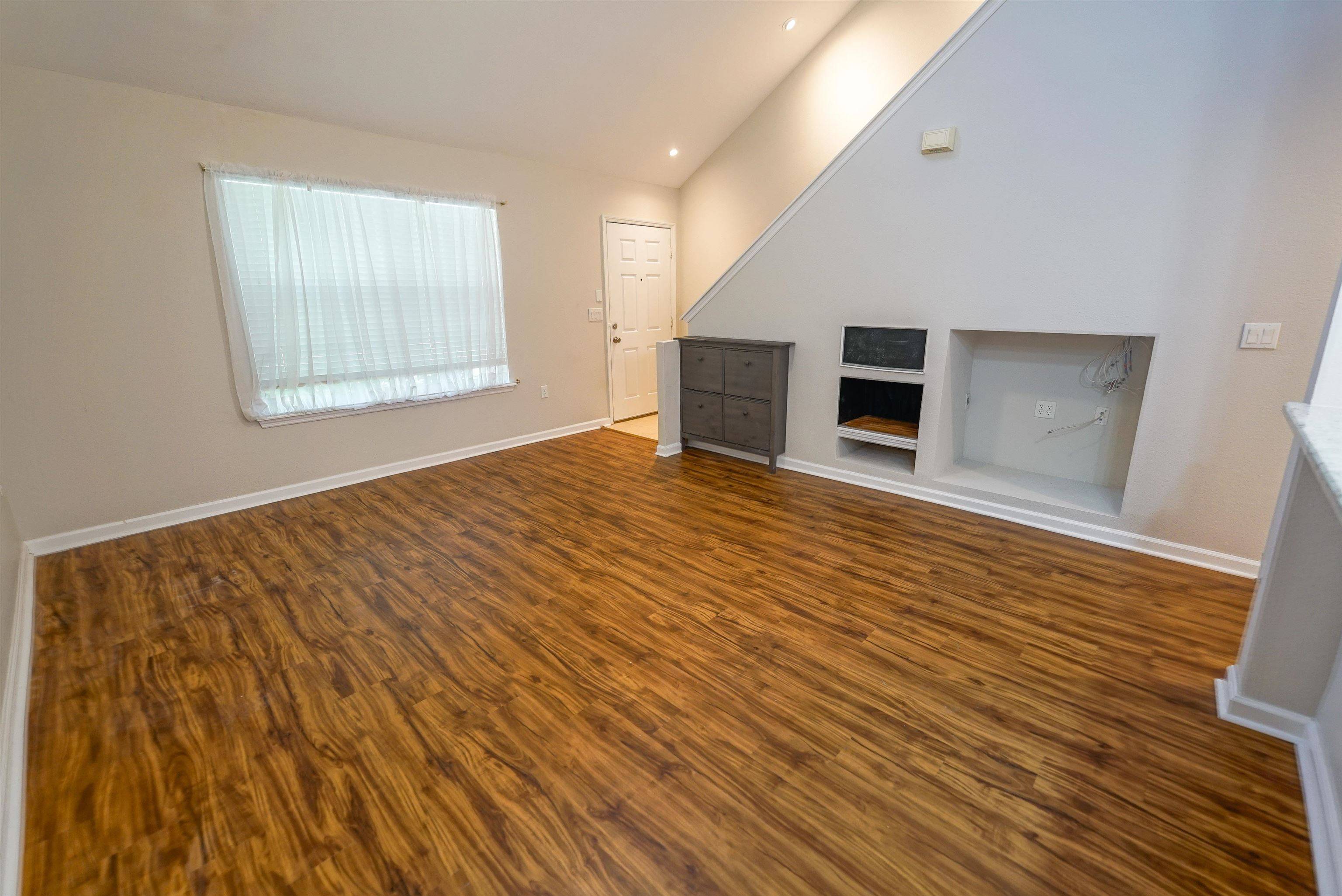 Tallahassee, FL 32303,4434 Gearhart Road #2104