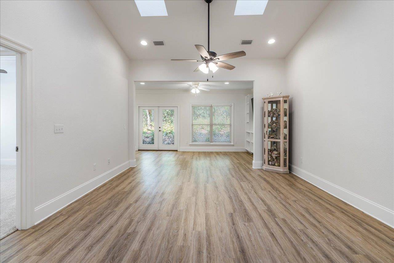Tallahassee, FL 32308,1544 Miccosukee Loop