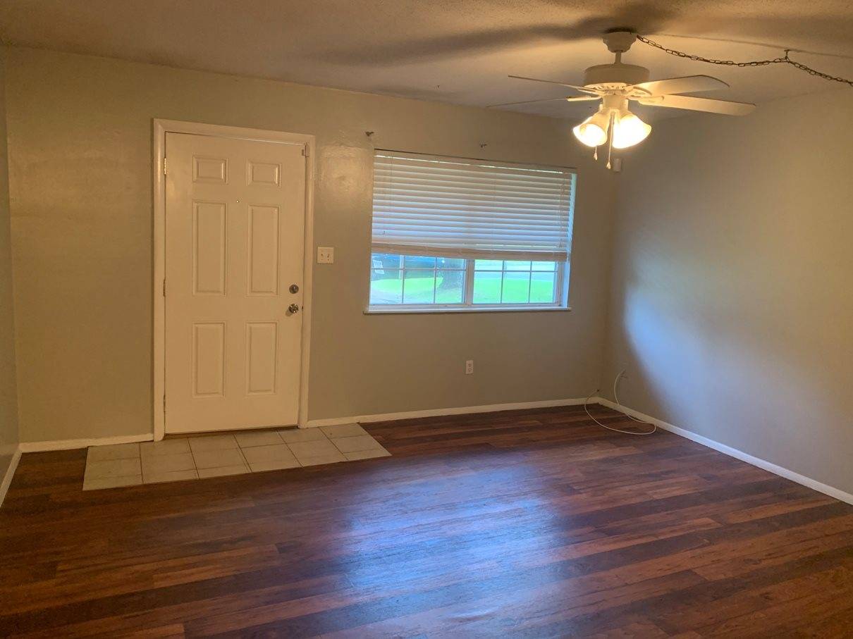 Tallahassee, FL 32304,1923 Karen Lane